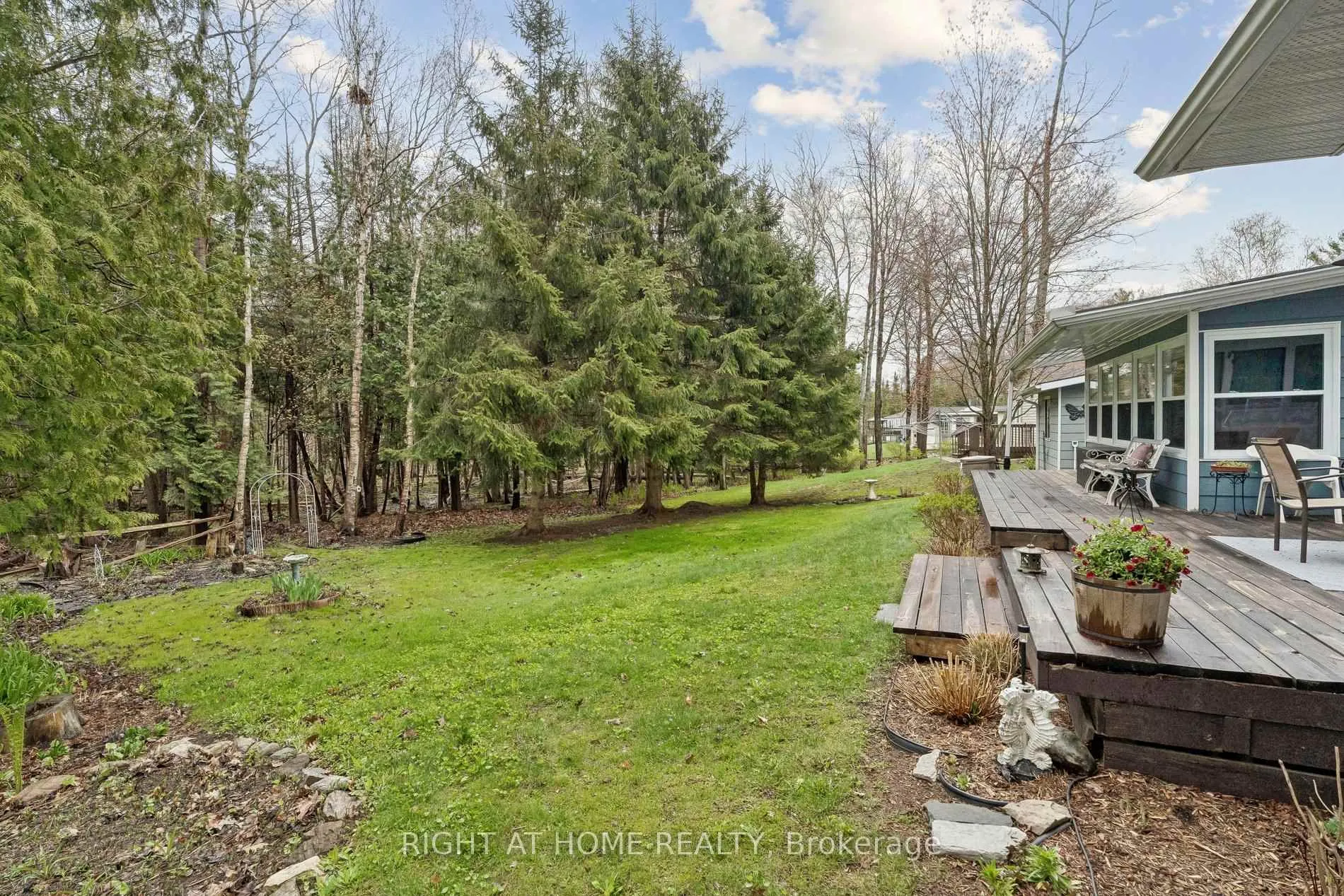 Photo 44 of 1 Allen Drive S, Wasaga Beach — HOMEH