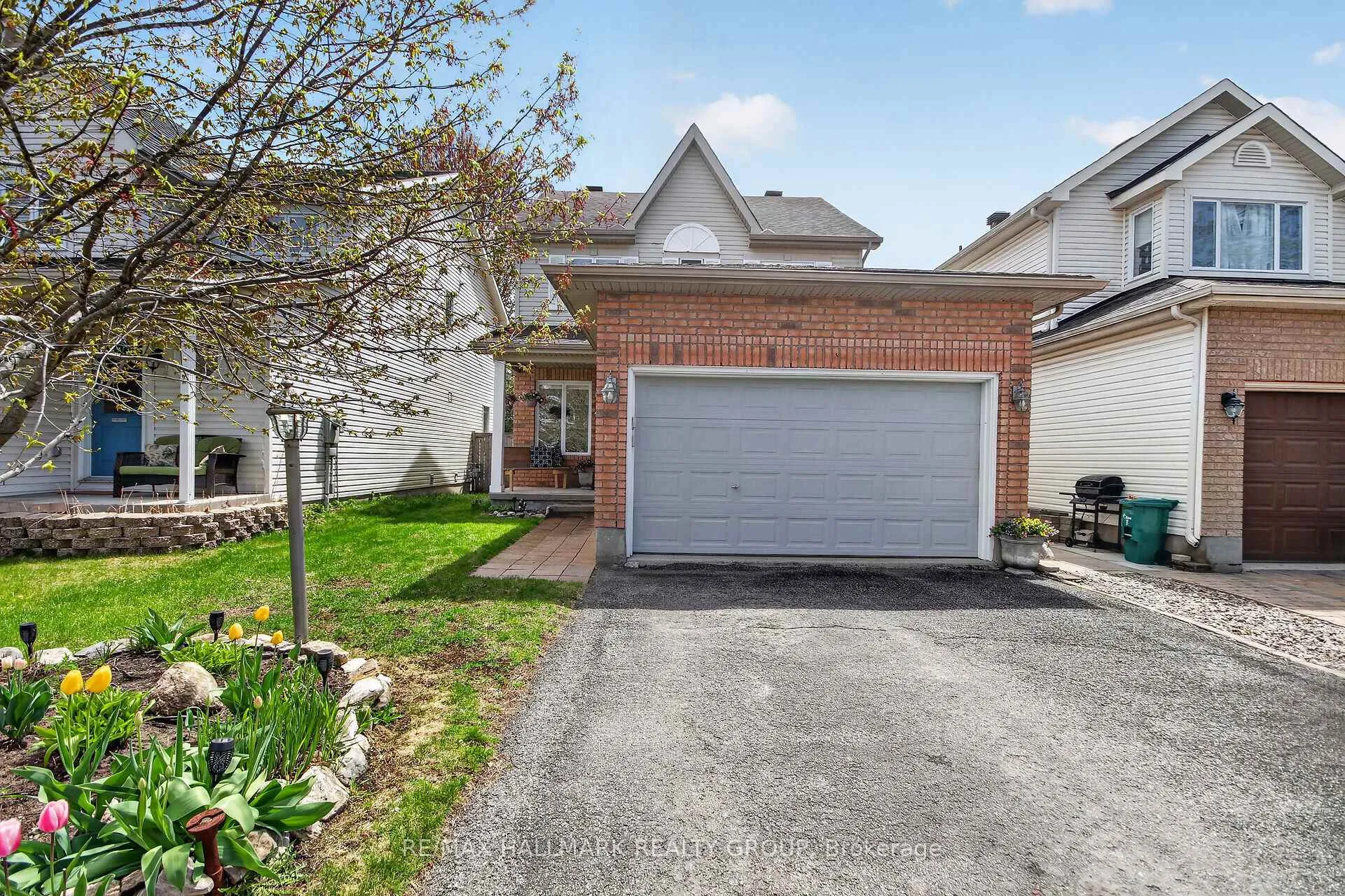 Front of 48 Avonmore Crescent