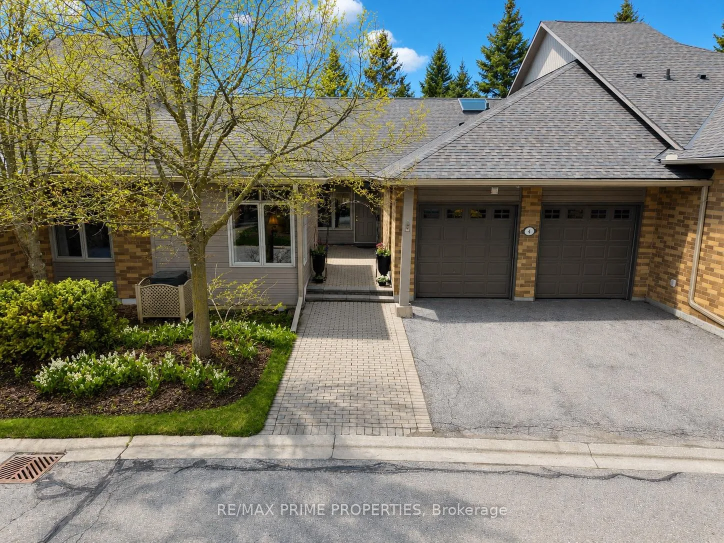 Photo 1 of 4 Colleen Bay Way, Markham, Greensborough — HOMEH