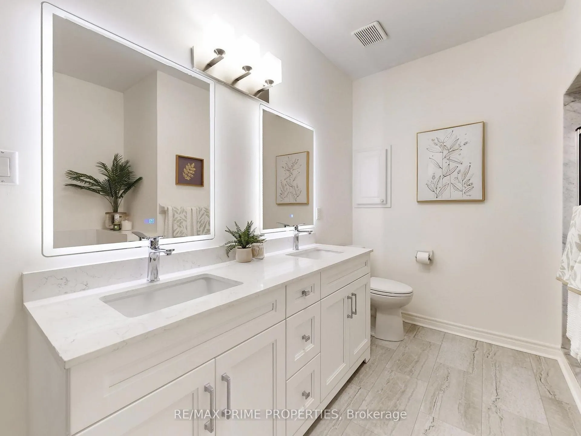 Photo 19 of 4 Colleen Bay Way, Markham, Greensborough — HOMEH