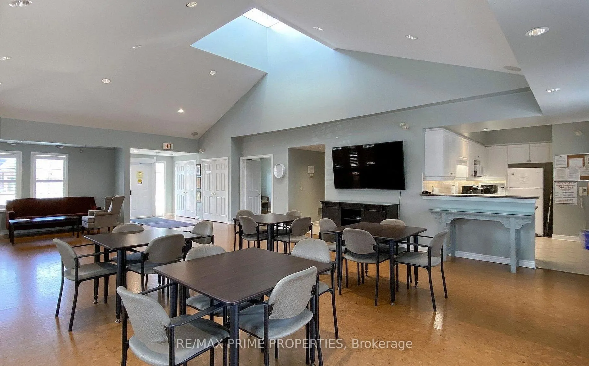 Photo 49 of 4 Colleen Bay Way, Markham, Greensborough — HOMEH