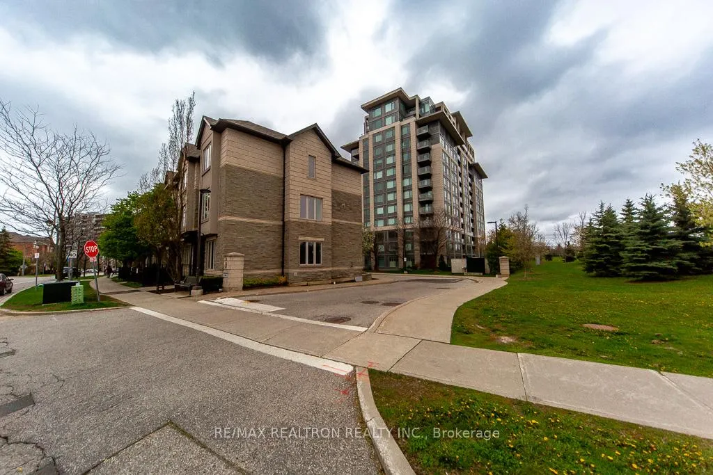 Front of Unit 709, 253 South Park Road