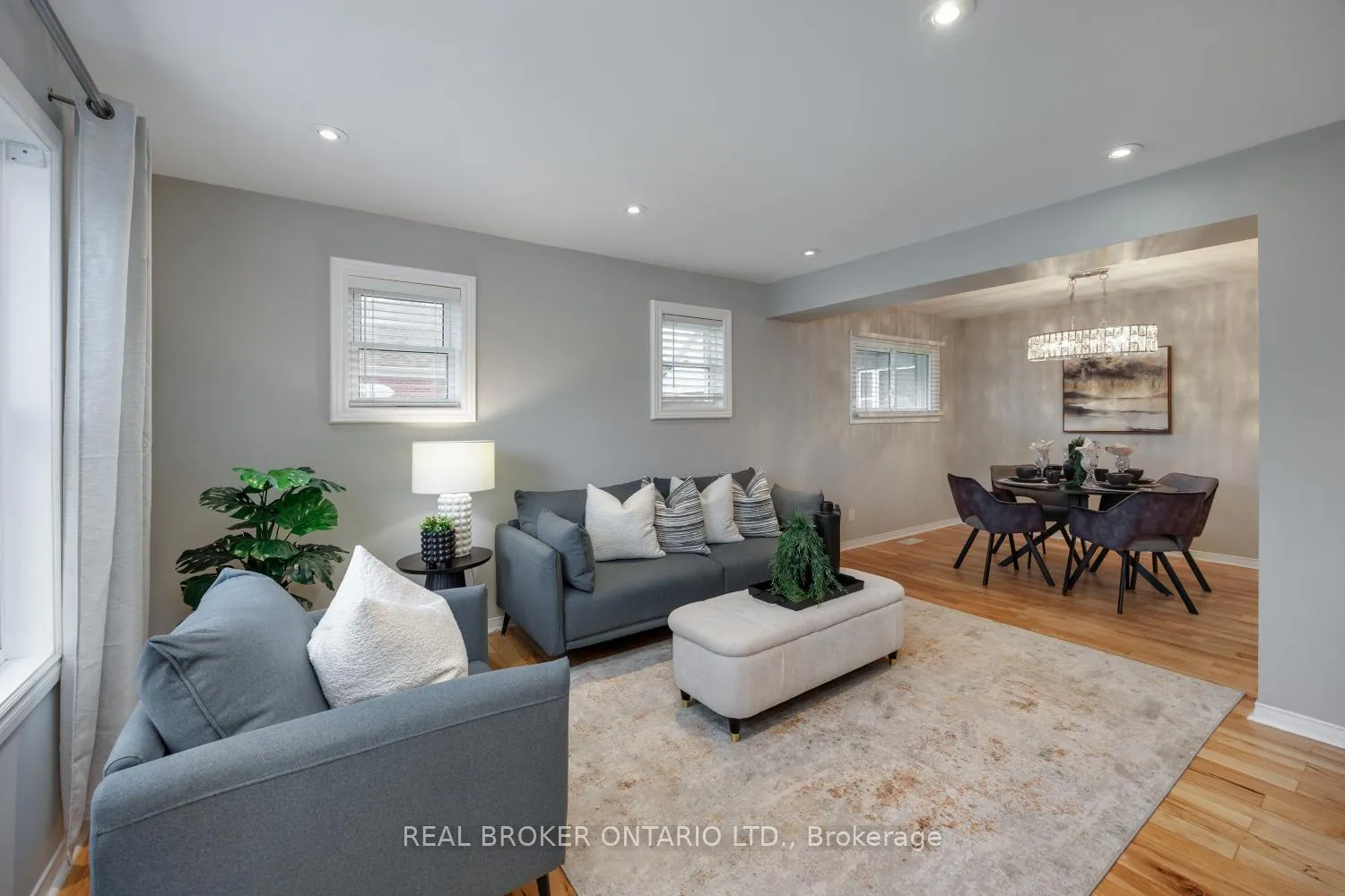 Photo 8 of 234 Oshawa Boulevard N, Oshawa, O'Neill — HOMEH
