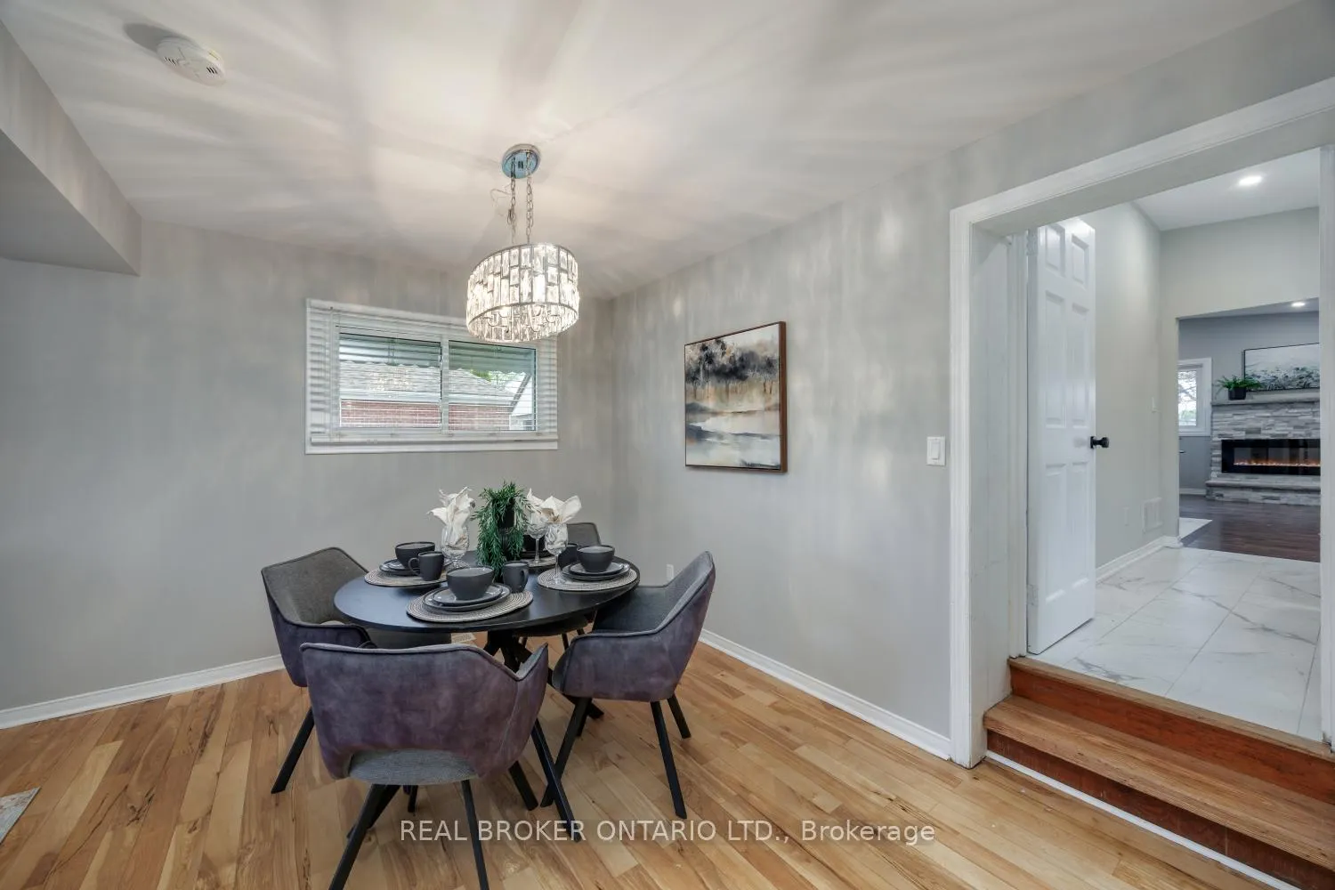 Photo 11 of 234 Oshawa Boulevard N, Oshawa, O'Neill — HOMEH