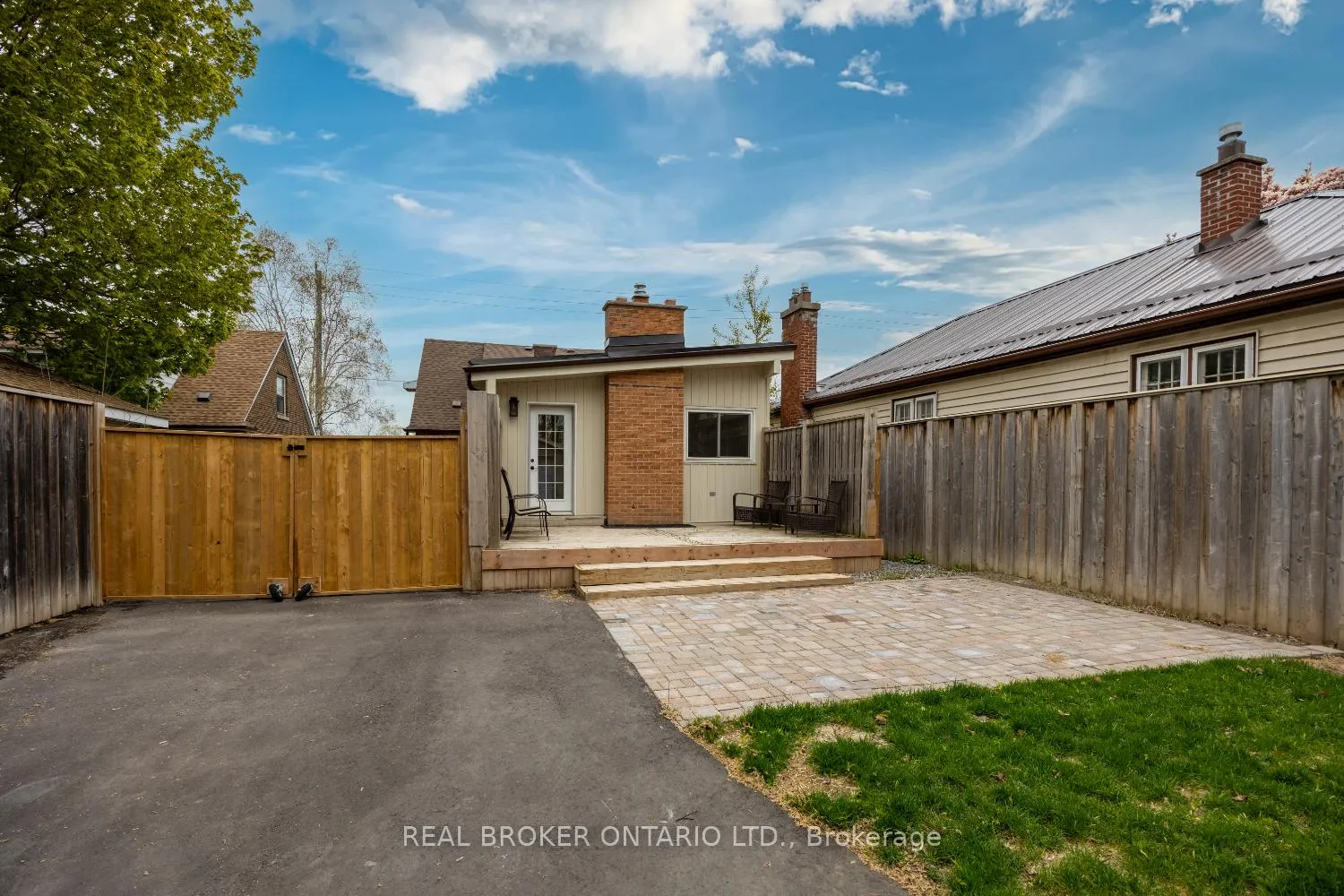 Photo 42 of 234 Oshawa Boulevard N, Oshawa, O'Neill — HOMEH