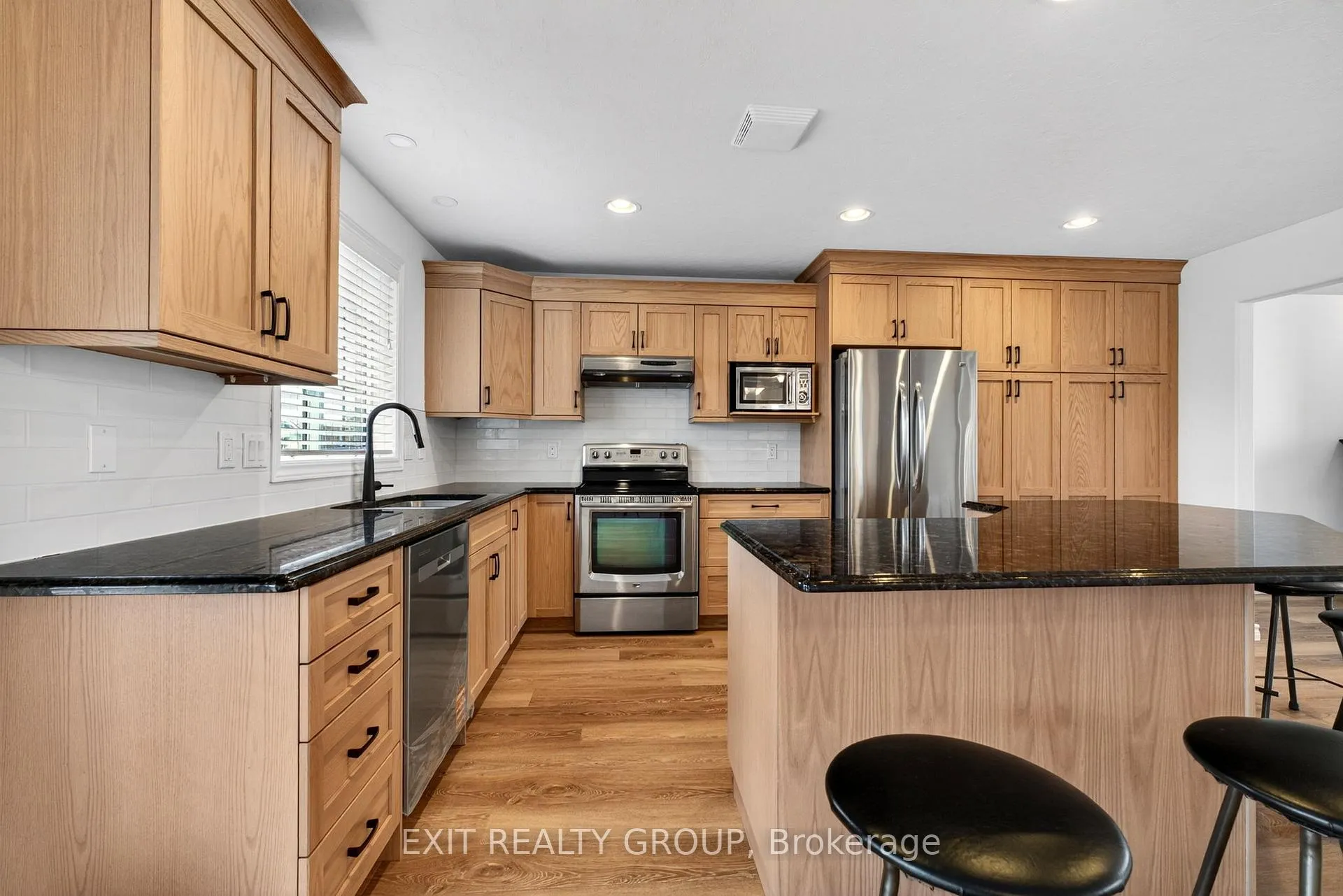 Photo 17 of 34 Belvedere Road, Quinte West, Murray Ward — HOMEH