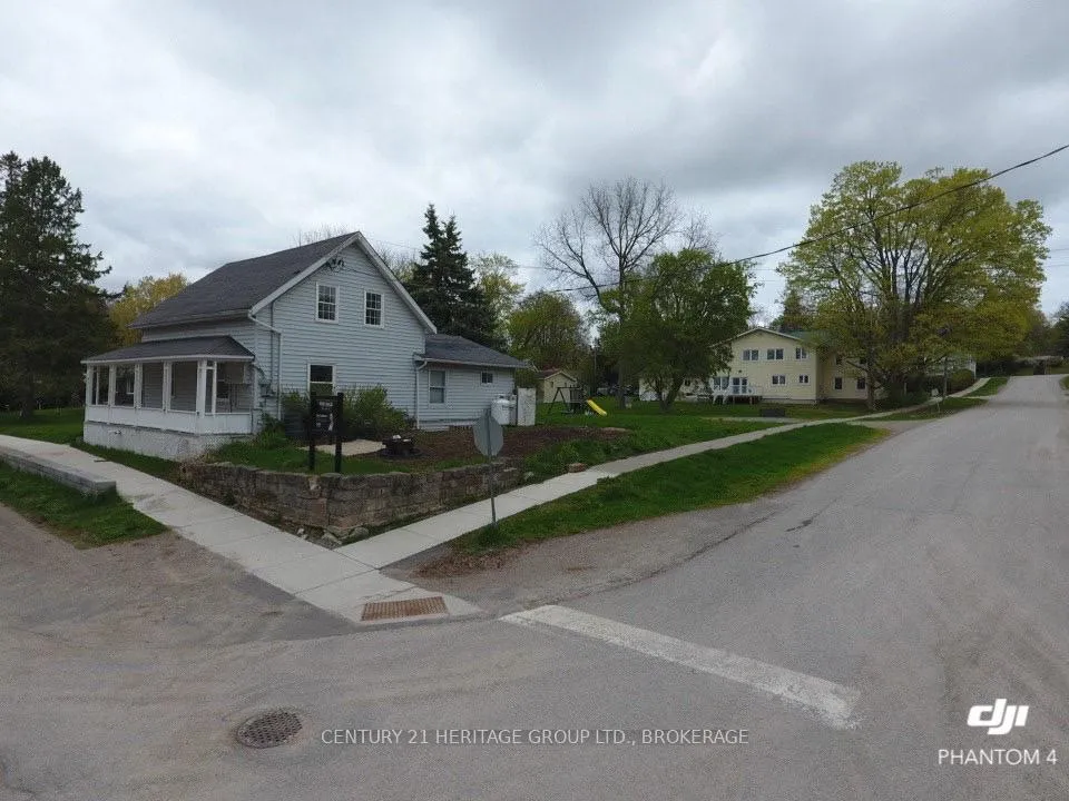 Photo 12 of 4 Water Street, Rideau Lakes, Rideau Lakes (Bastard) Twp — HOMEH