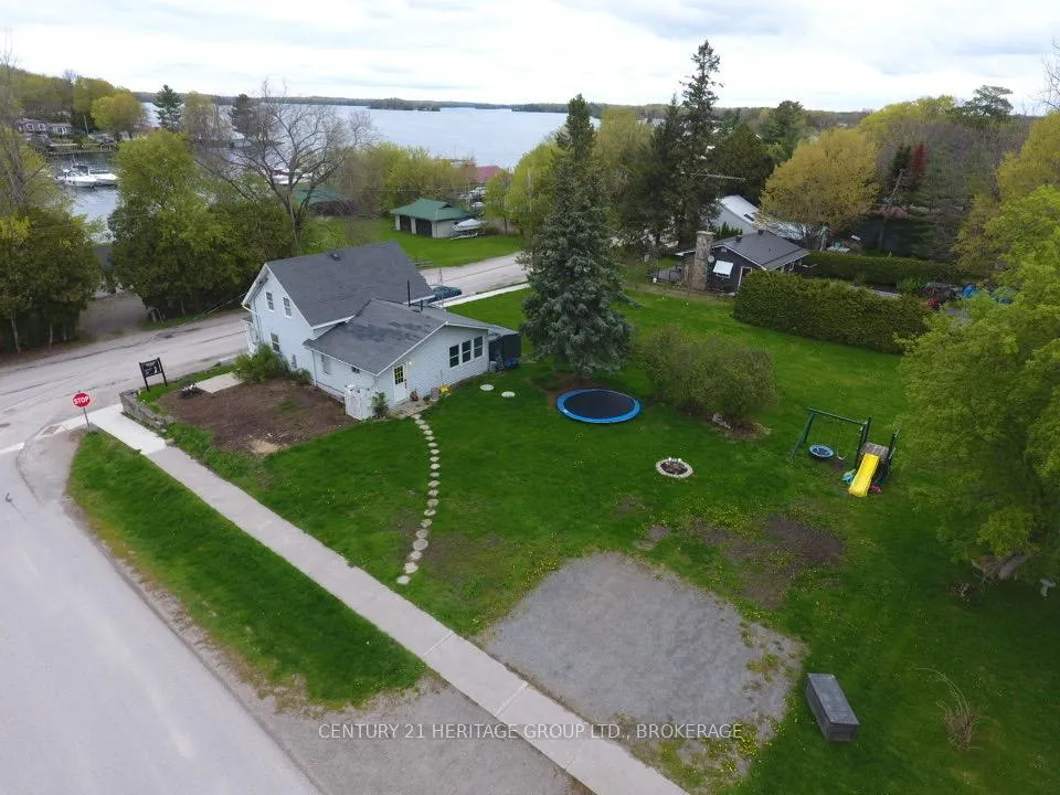 Photo 14 of 4 Water Street, Rideau Lakes, Rideau Lakes (Bastard) Twp — HOMEH