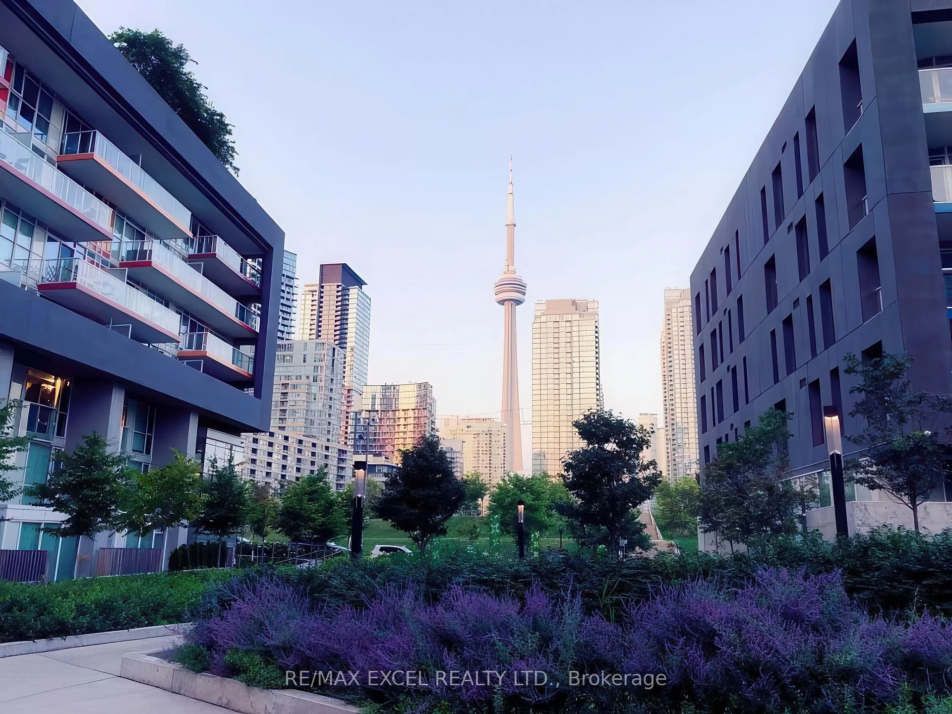 Photo 9 of Unit 710, 85 Queens Wharf Road, Toronto, Waterfront Communities — HOMEH