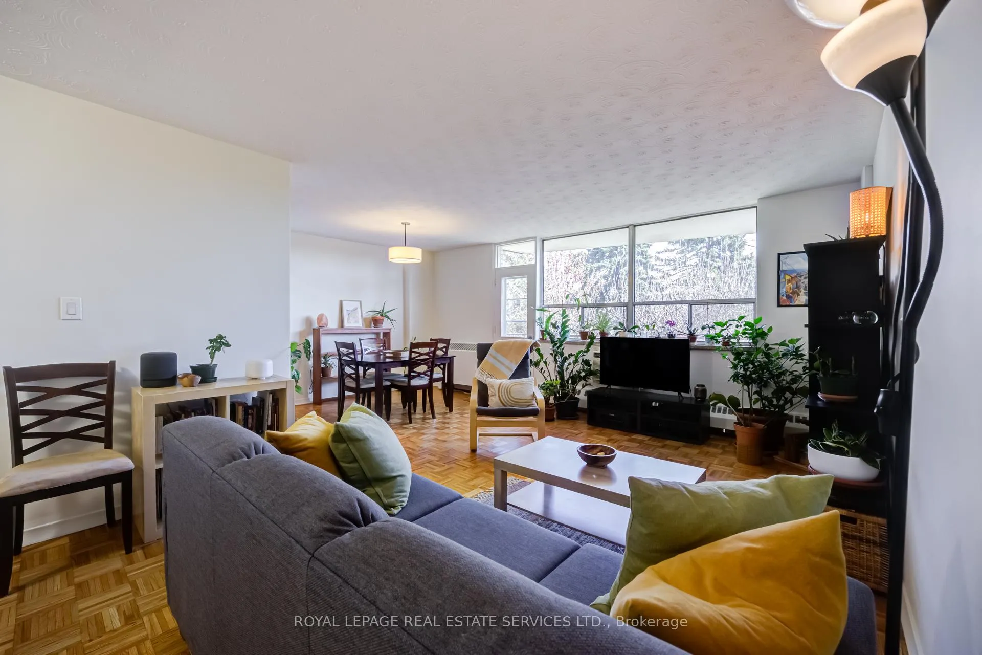 Photo 1 of Unit 303, 100 Coe Hill Drive, Toronto, High Park-Swansea — HOMEH