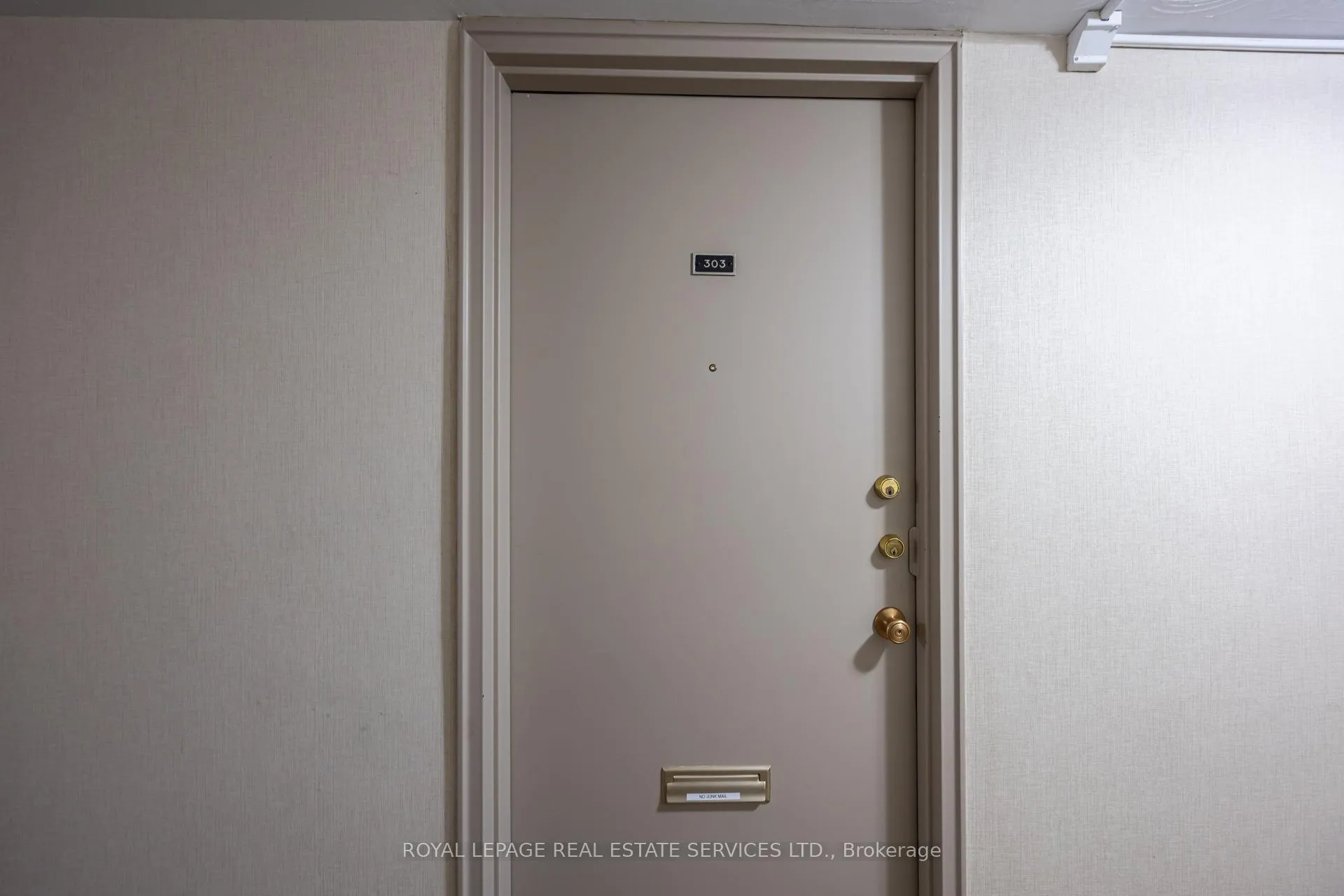 Photo 23 of Unit 303, 100 Coe Hill Drive, Toronto, High Park-Swansea — HOMEH