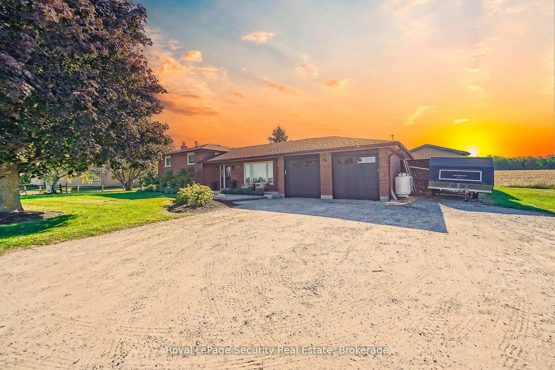 Photo 22 of 2564 15th Side Road, New Tecumseth, Rural New Tecumseth — HOMEH