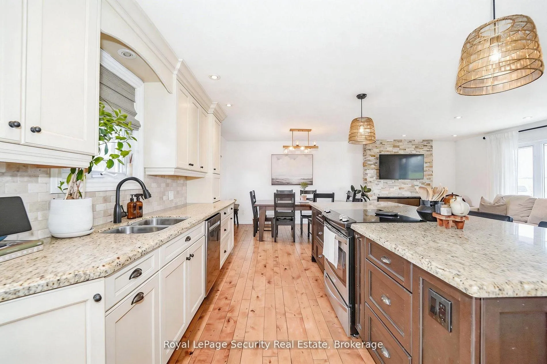 Photo 28 of 2564 15th Side Road, New Tecumseth, Rural New Tecumseth — HOMEH