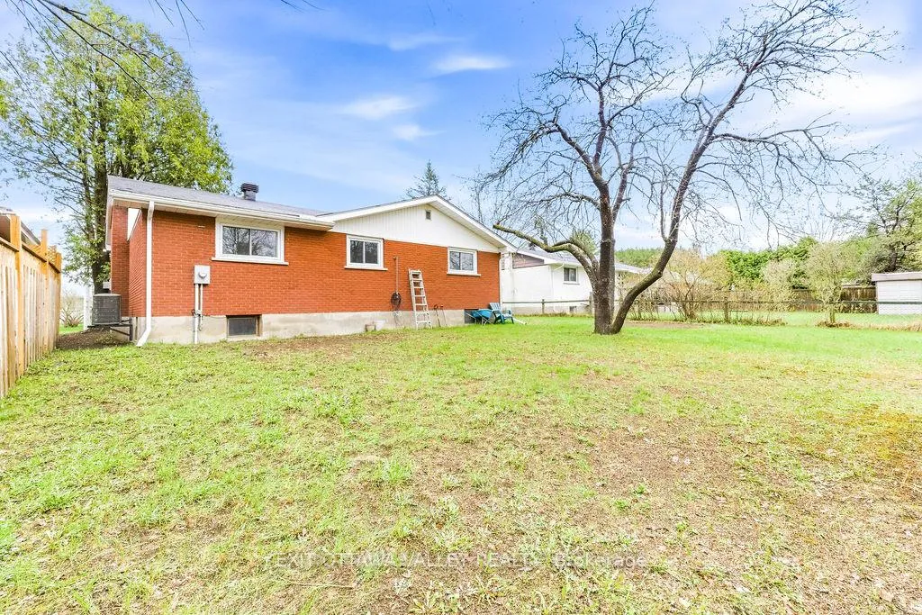 Photo 35 of 12 Claremount Road, Deep River — HOMEH