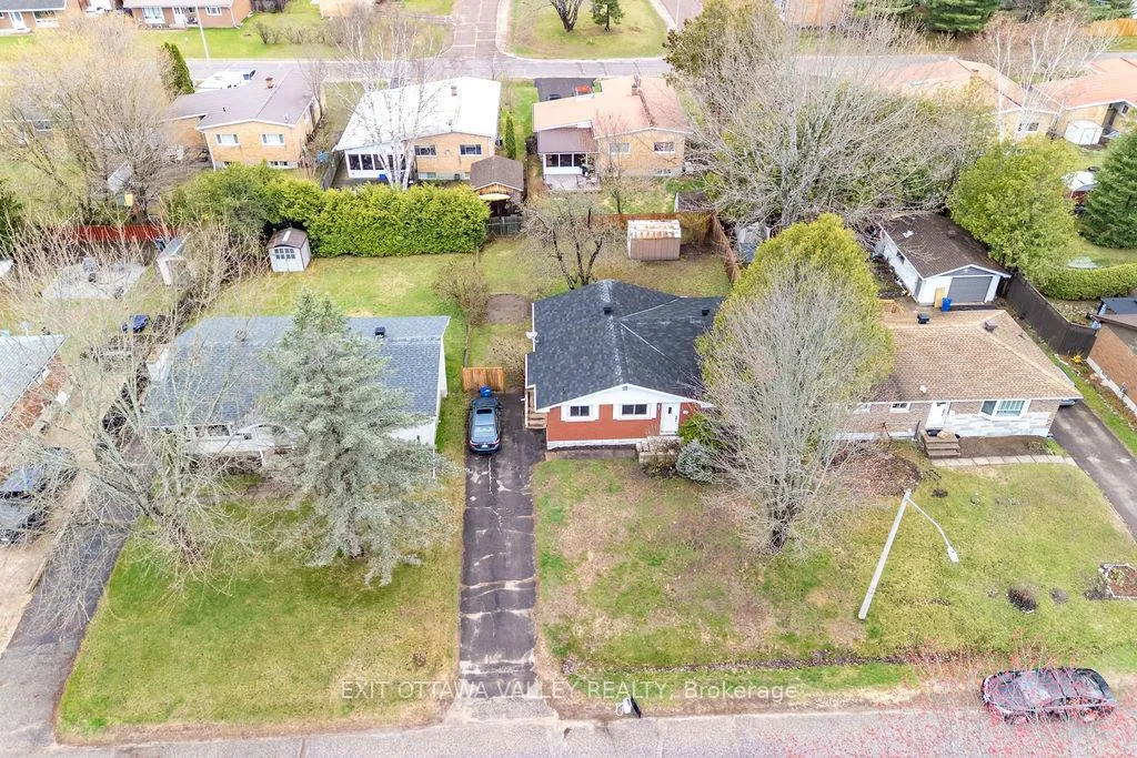 Photo 42 of 12 Claremount Road, Deep River — HOMEH
