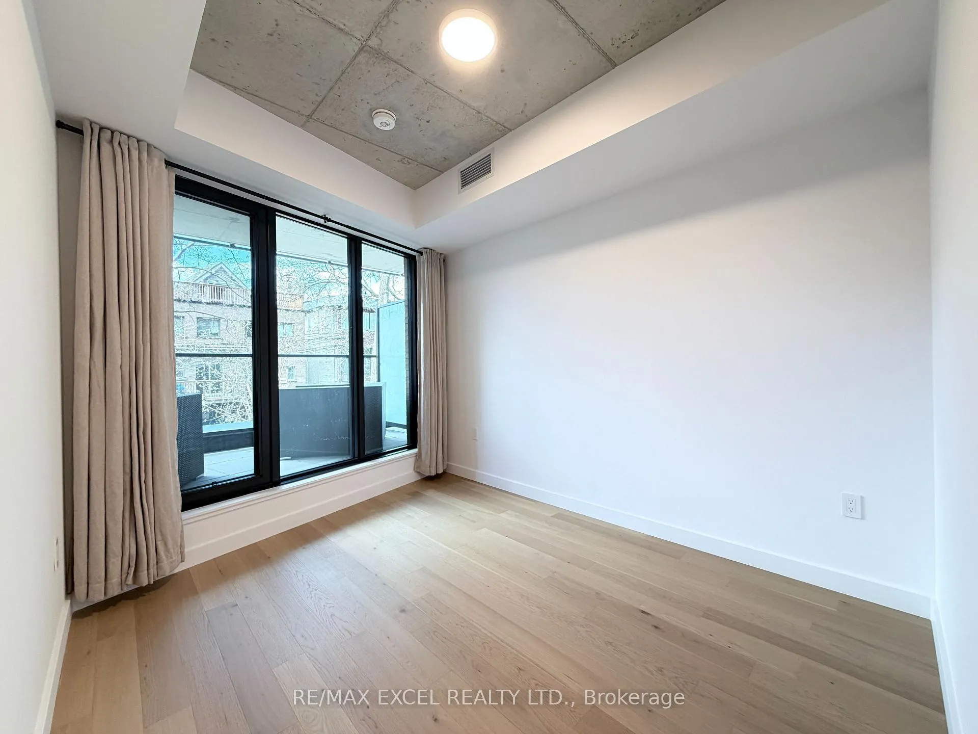 Photo 7 of Unit 218, 1720 Bayview Avenue, Toronto, Mount Pleasant East — HOMEH