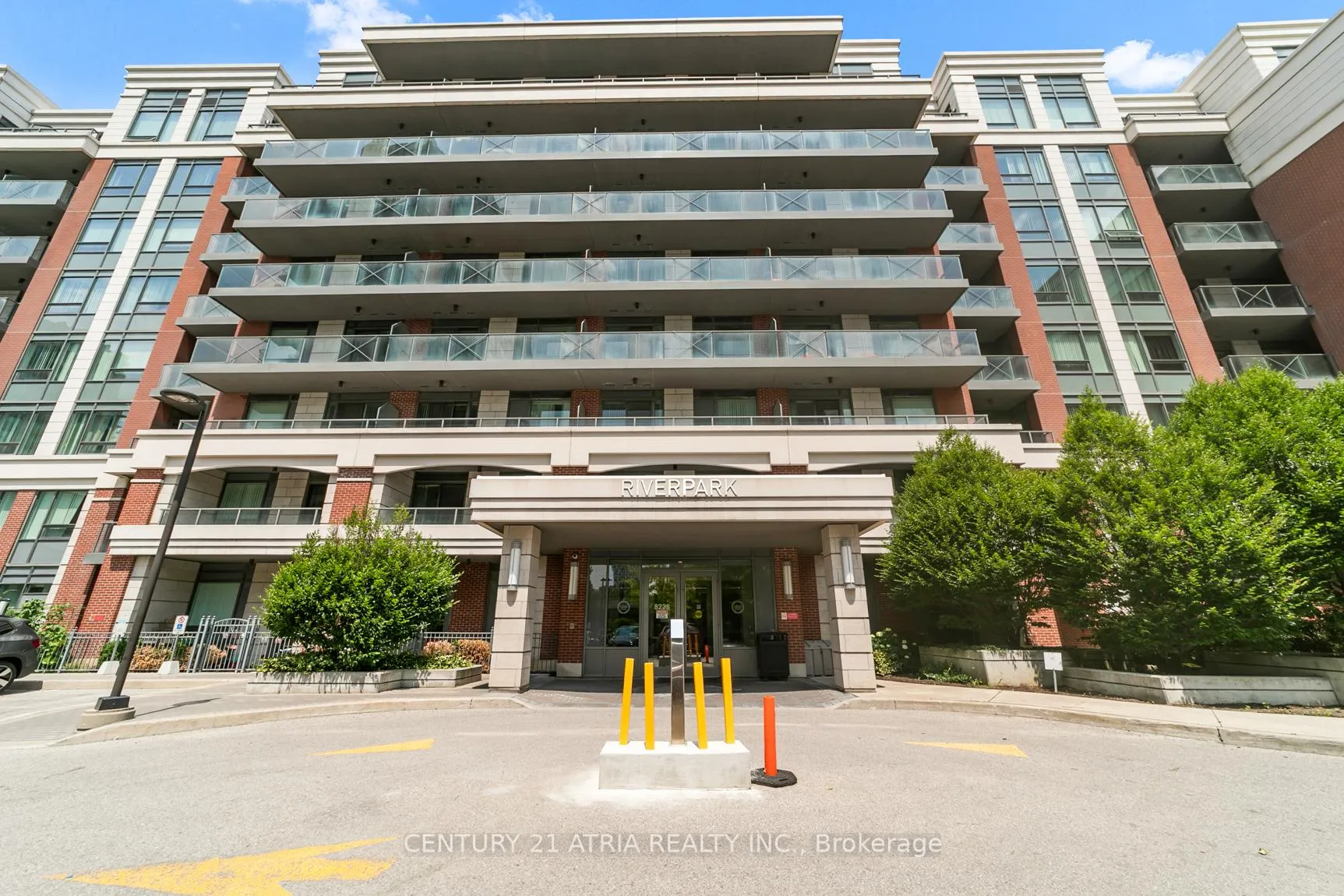 Photo 5 of Unit #307, 8228 Birchmount Road, Markham, Unionville — HOMEH