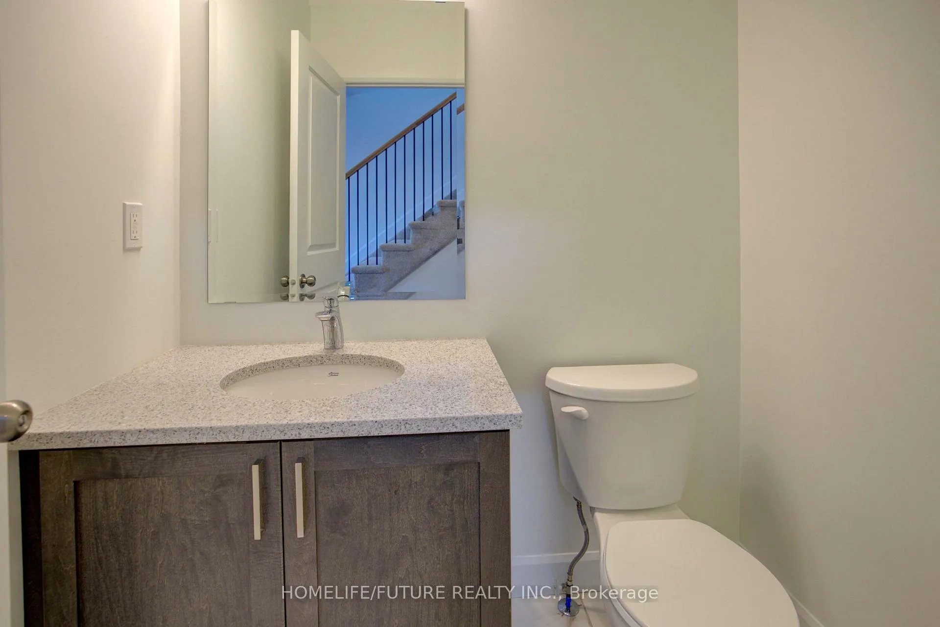 Photo 11 of 28 Walden Pond Drive, Loyalist, Amherstview — HOMEH