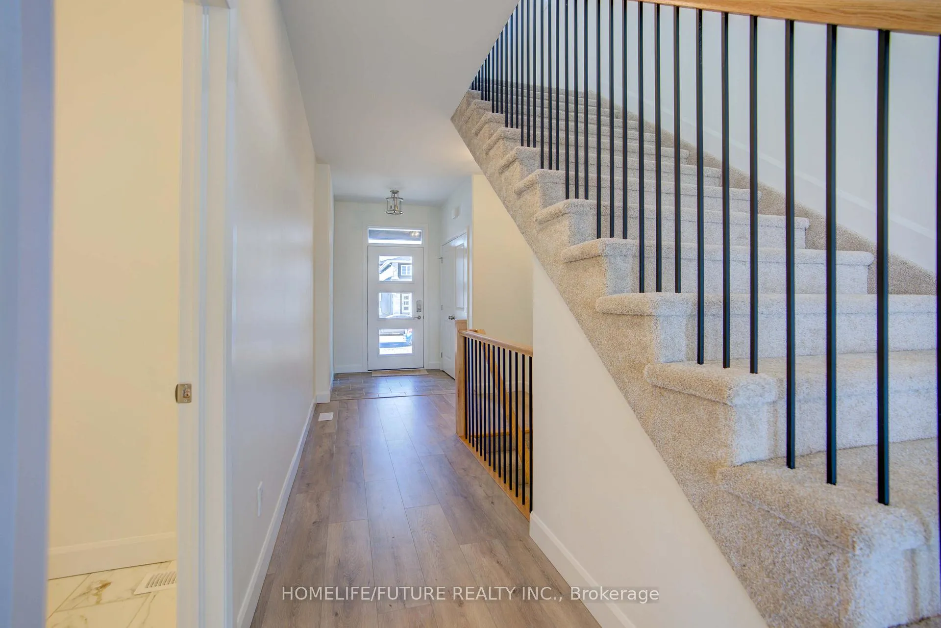 Photo 12 of 28 Walden Pond Drive, Loyalist, Amherstview — HOMEH