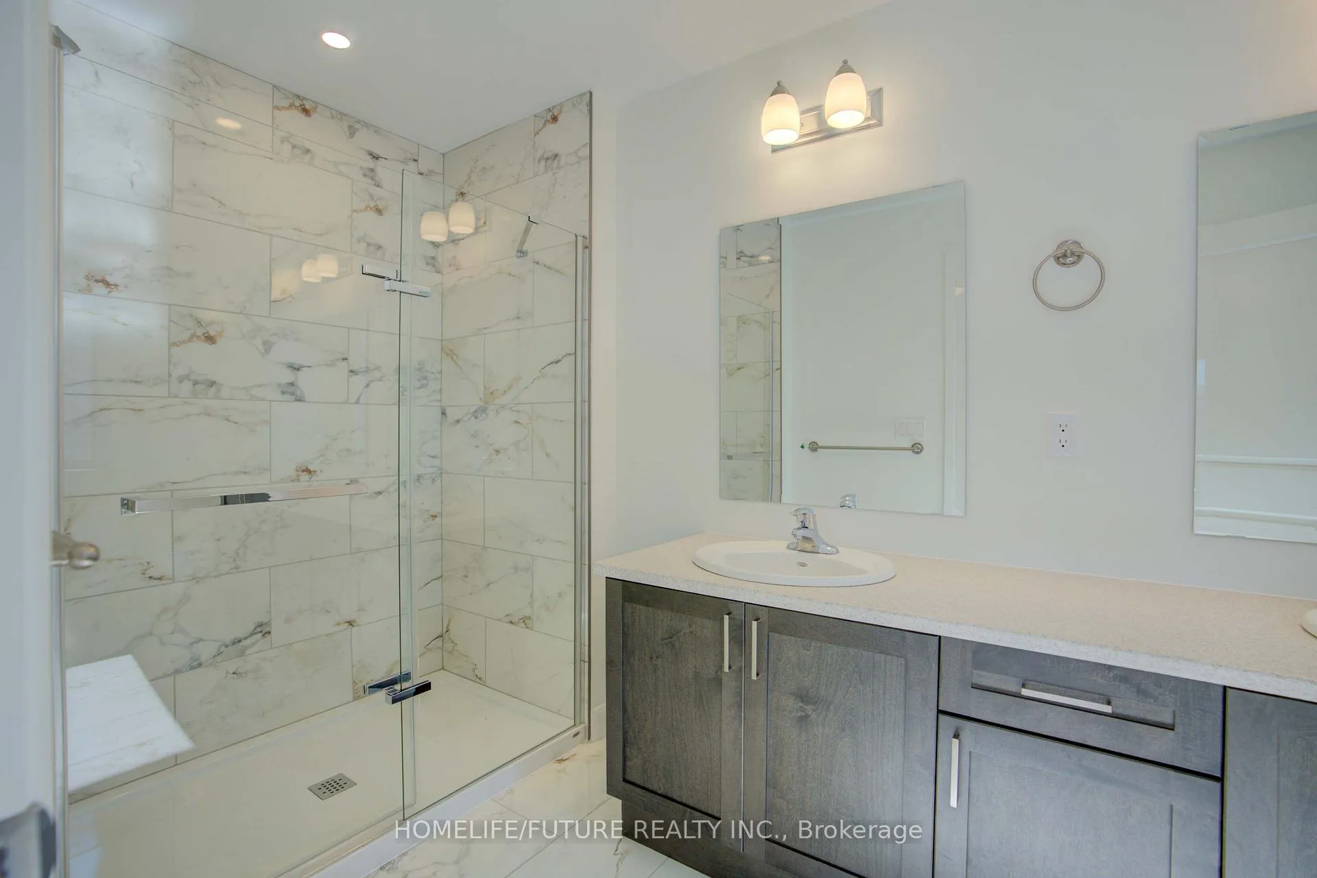 Photo 16 of 28 Walden Pond Drive, Loyalist, Amherstview — HOMEH