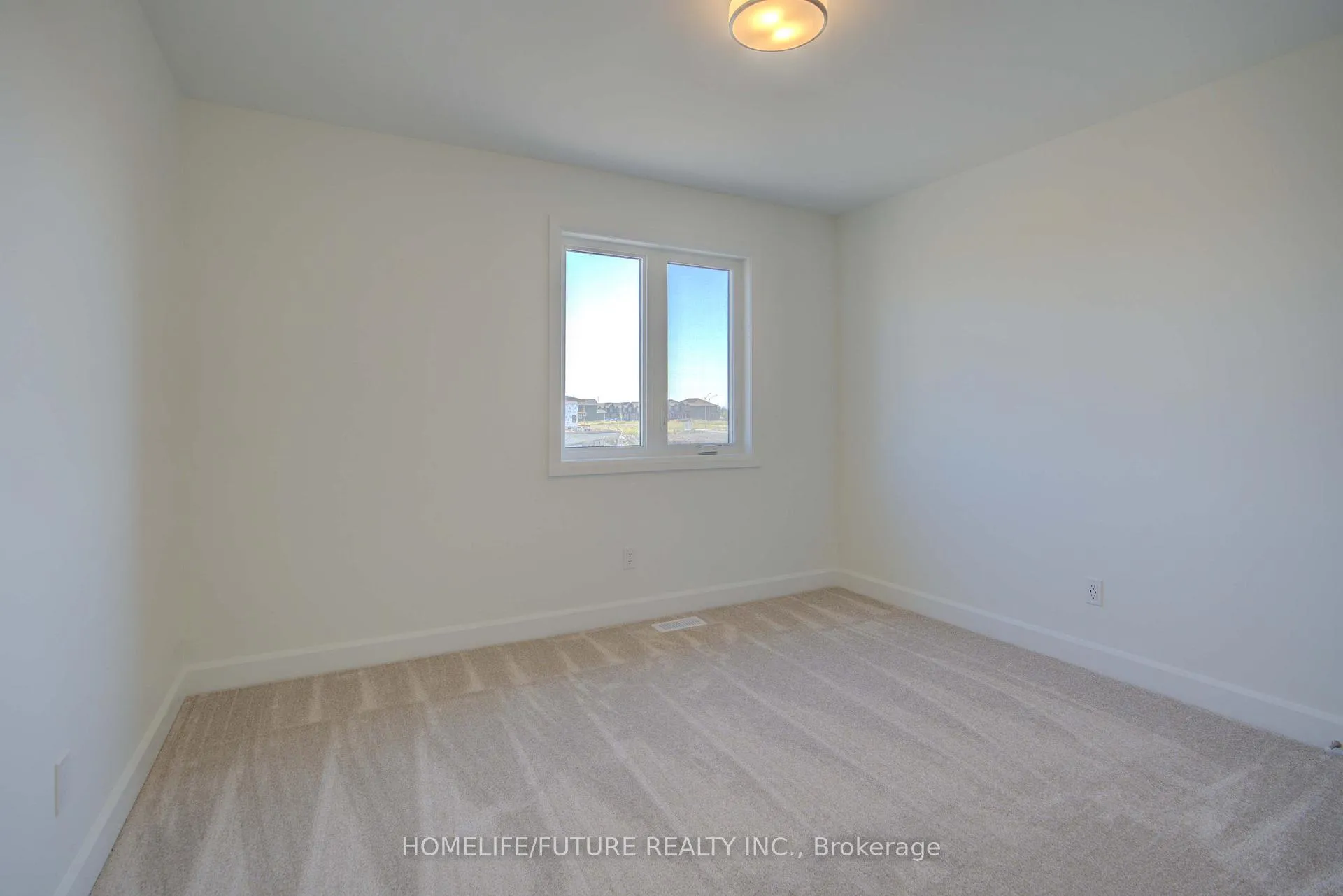Photo 22 of 28 Walden Pond Drive, Loyalist, Amherstview — HOMEH