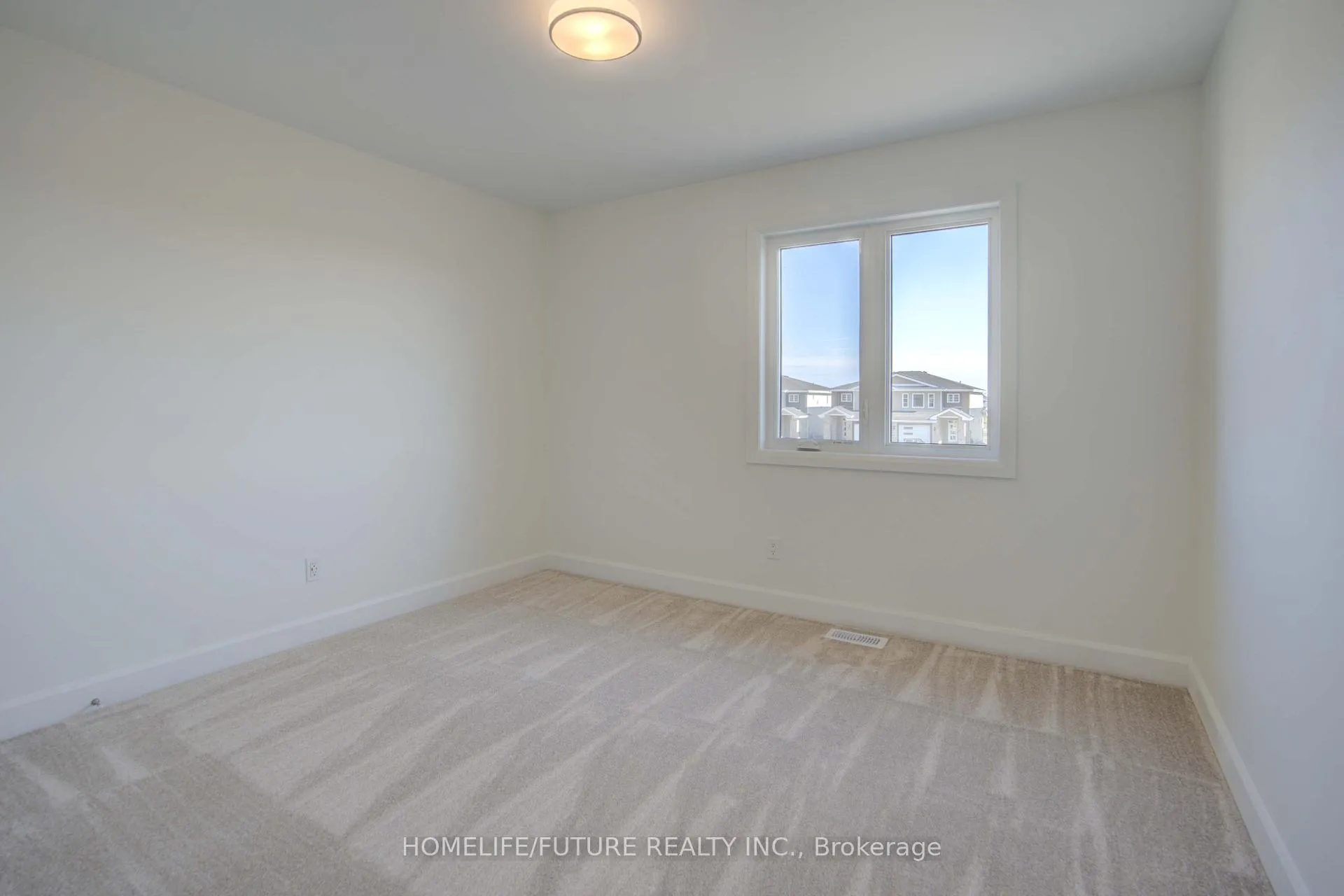 Photo 24 of 28 Walden Pond Drive, Loyalist, Amherstview — HOMEH