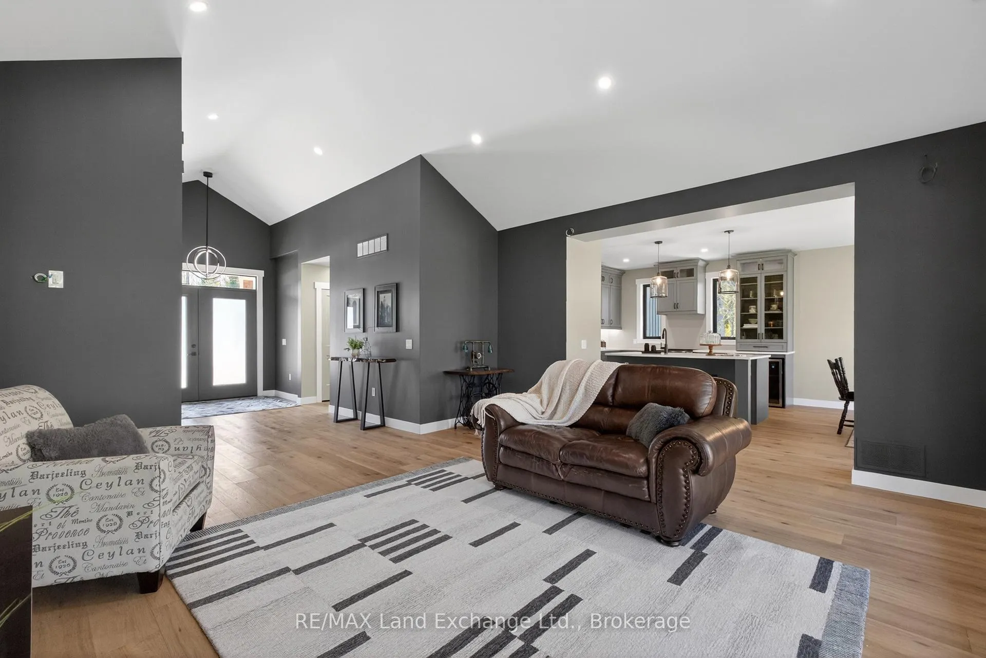 Photo 8 of 244 St Arnaud Street, Huron-Kinloss — HOMEH