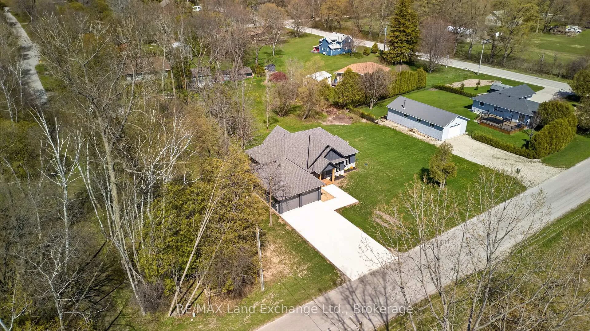 Photo 37 of 244 St Arnaud Street, Huron-Kinloss — HOMEH