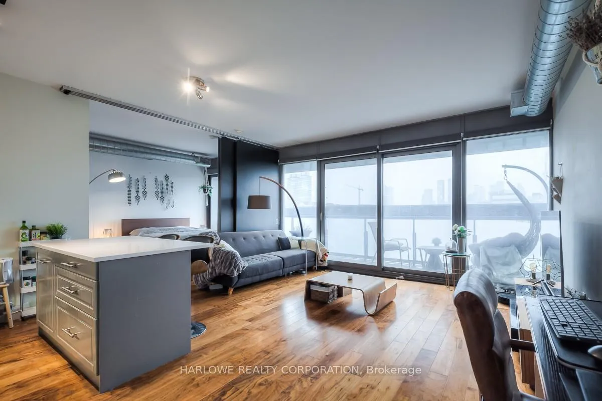 Photo 1 of Unit 816, 32 Trolley Crescent, Toronto, Moss Park — HOMEH