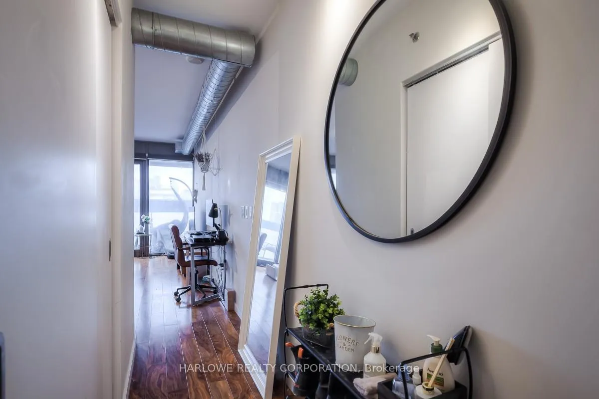 Photo 3 of Unit 816, 32 Trolley Crescent, Toronto, Moss Park — HOMEH
