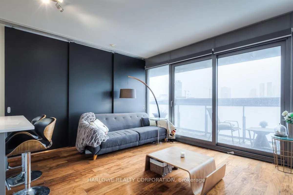 Photo 6 of Unit 816, 32 Trolley Crescent, Toronto, Moss Park — HOMEH