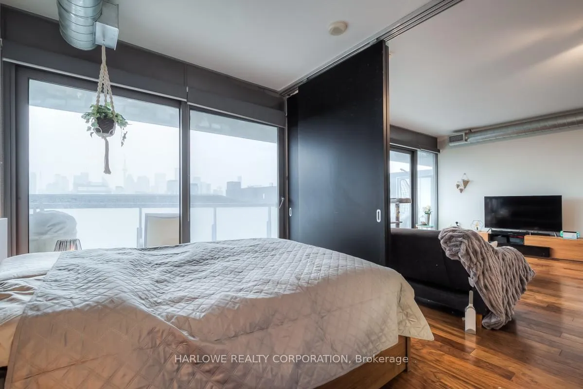 Photo 18 of Unit 816, 32 Trolley Crescent, Toronto, Moss Park — HOMEH