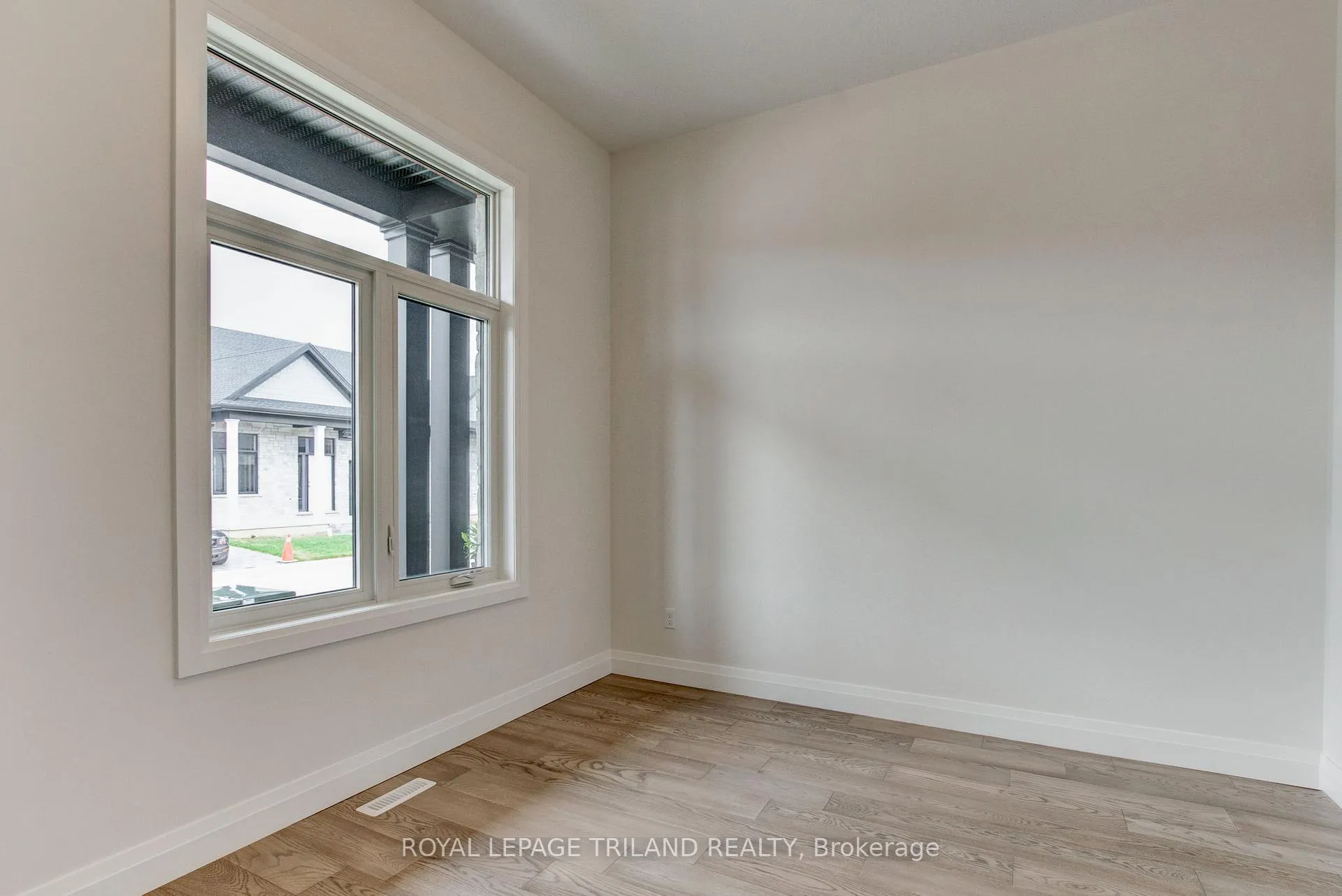 Photo 2 of Unit 24, 62 Compass Trail, Central Elgin, Rural Central Elgin — HOMEH