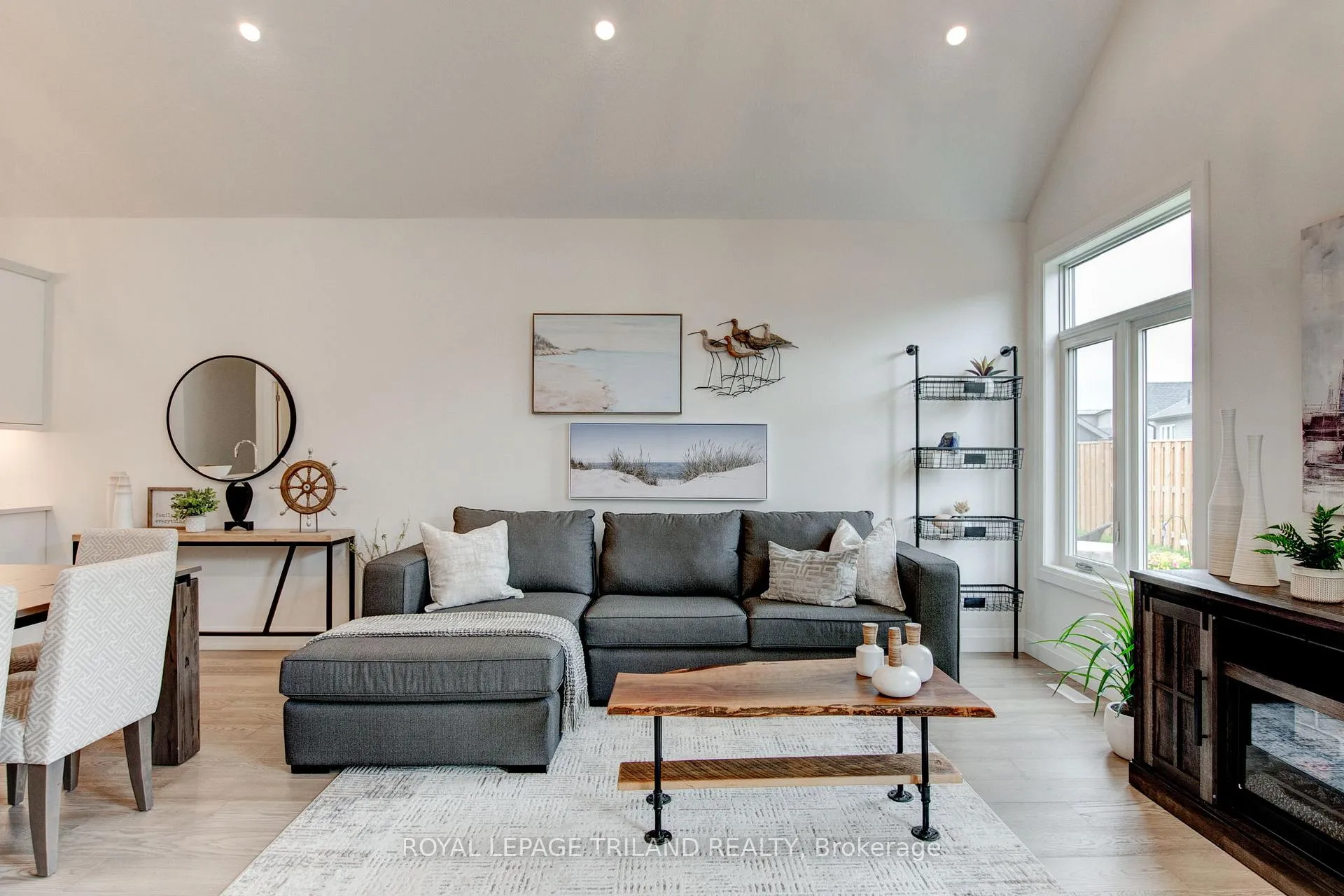 Photo 19 of Unit 24, 62 Compass Trail, Central Elgin, Rural Central Elgin — HOMEH