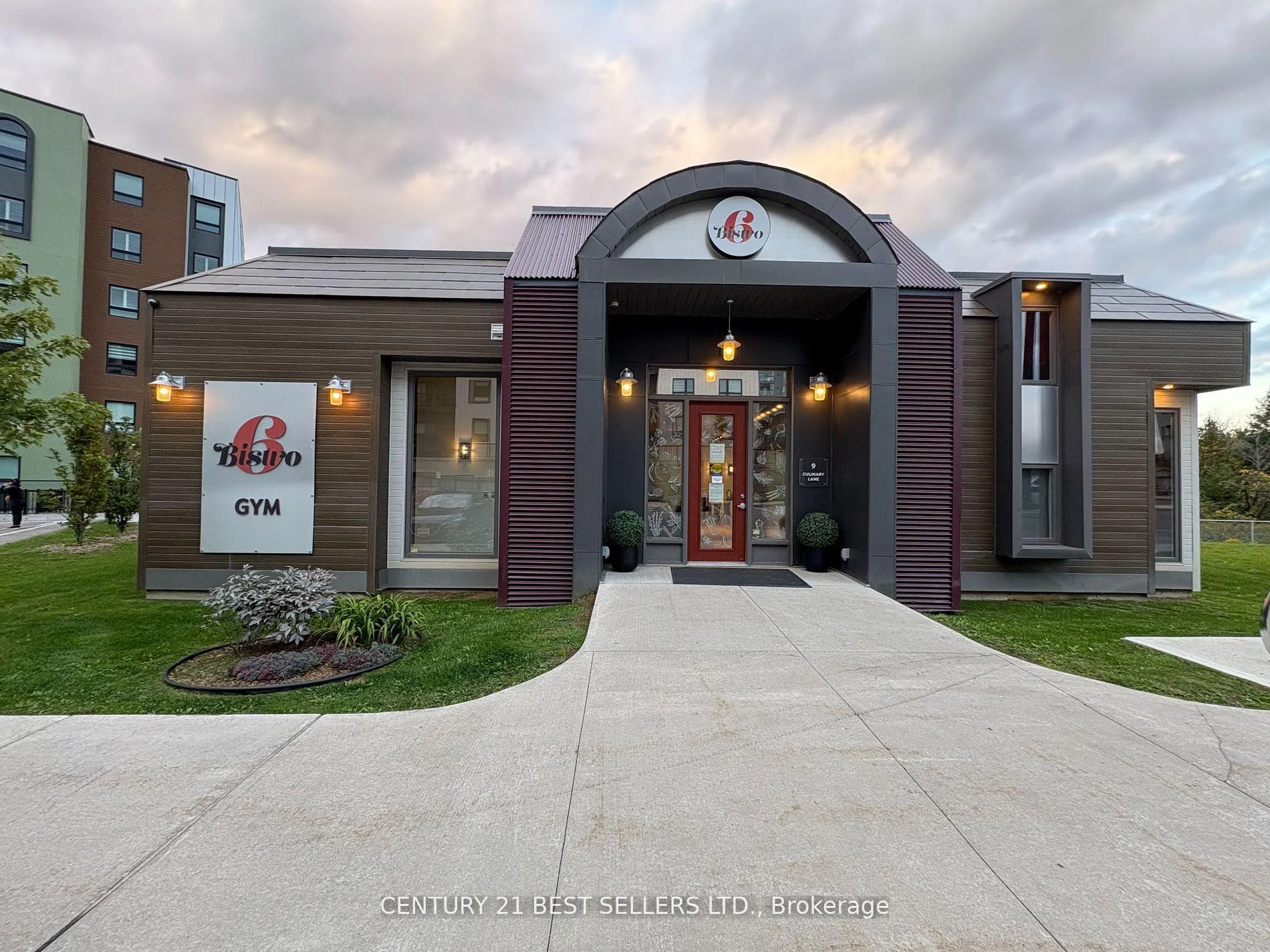 Photo 6 of Unit 308, 5 Chef Lane, Barrie, Rural Barrie Southeast — HOMEH