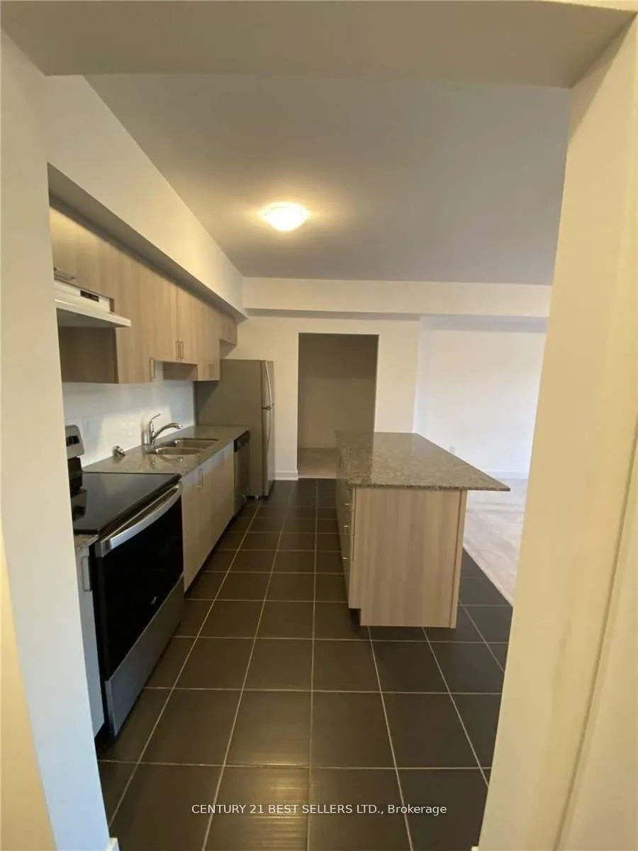 Photo 12 of Unit 308, 5 Chef Lane, Barrie, Rural Barrie Southeast — HOMEH