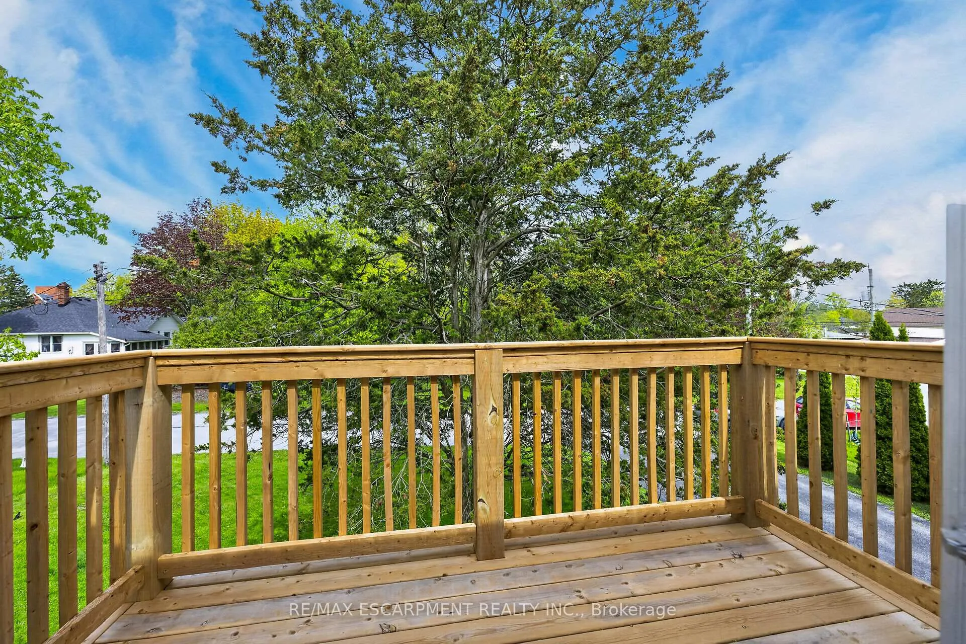Photo 28 of 35 Ottawa Street S, Haldimand — HOMEH