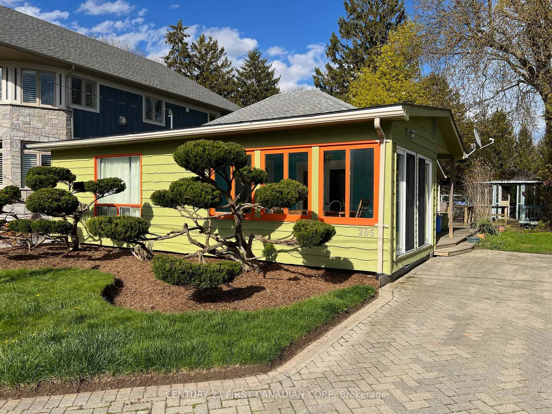 Photo 3 of 205 Adelaide Street, Central Elgin, Port Stanley — HOMEH