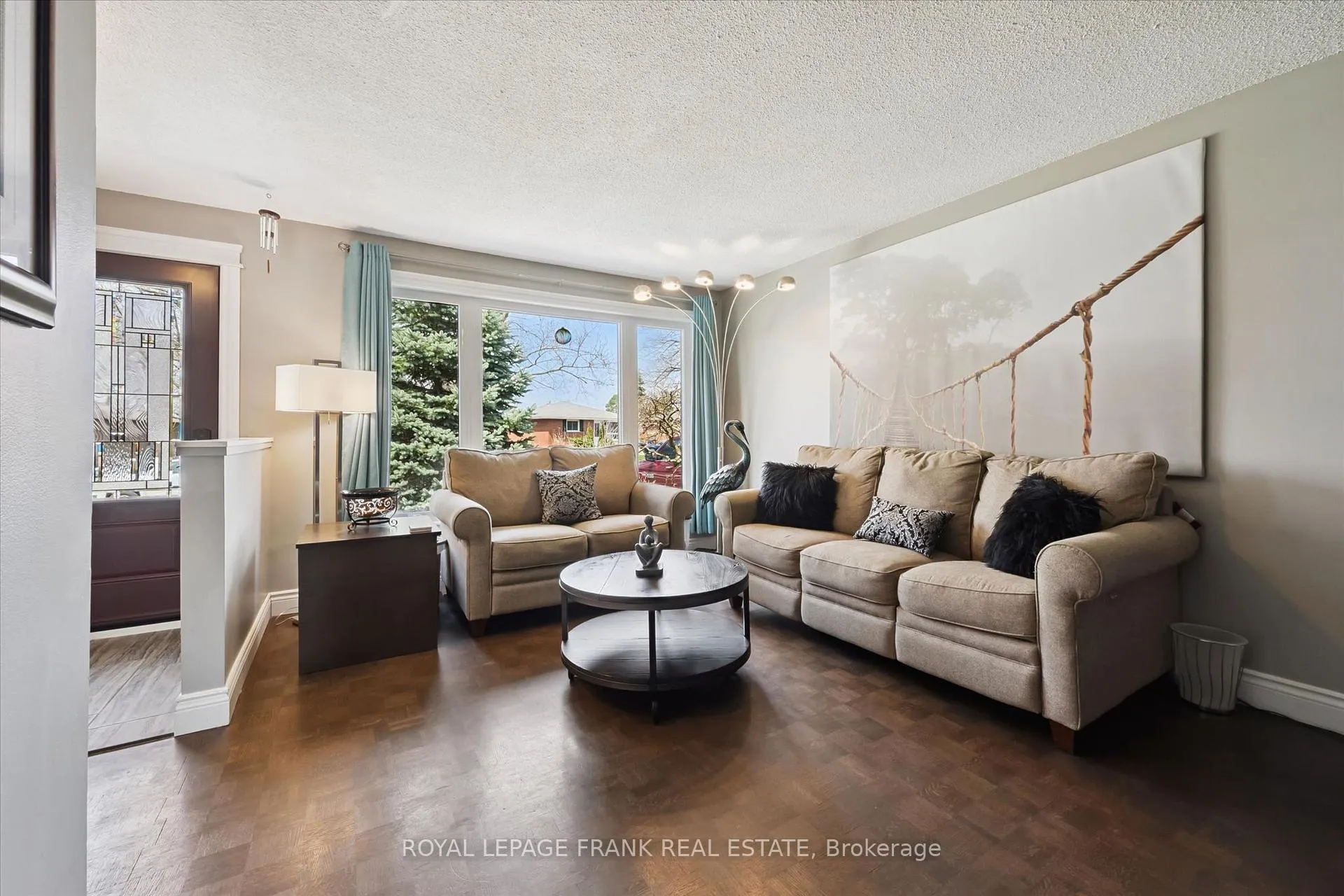 Photo 7 of 11 Argyle Drive, Guelph, Dovercliffe Park/Old University — HOMEH