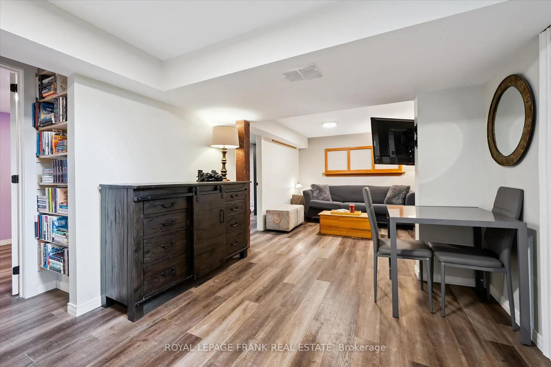 Photo 22 of 11 Argyle Drive, Guelph, Dovercliffe Park/Old University — HOMEH