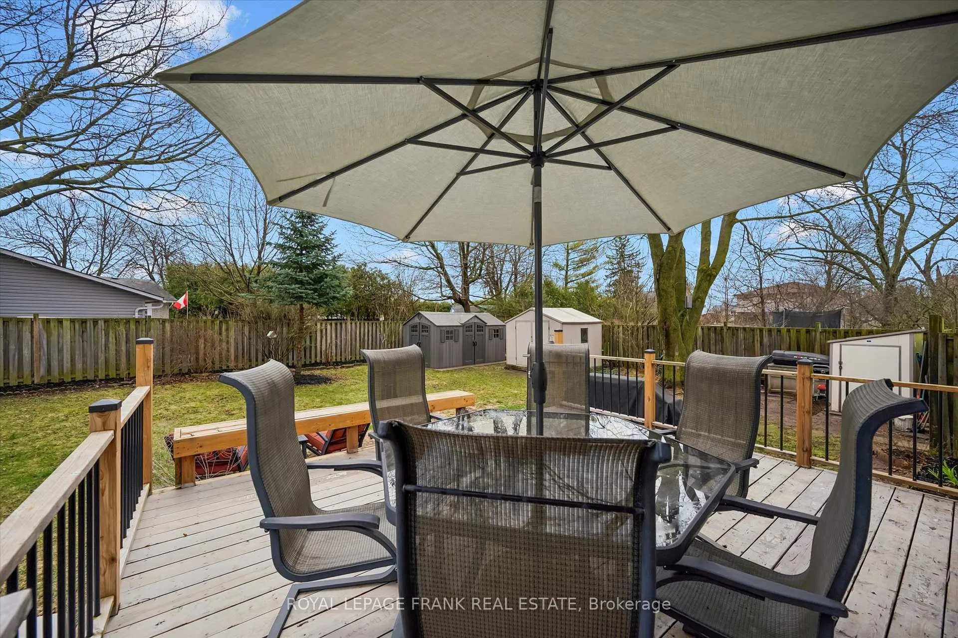 Photo 36 of 11 Argyle Drive, Guelph, Dovercliffe Park/Old University — HOMEH