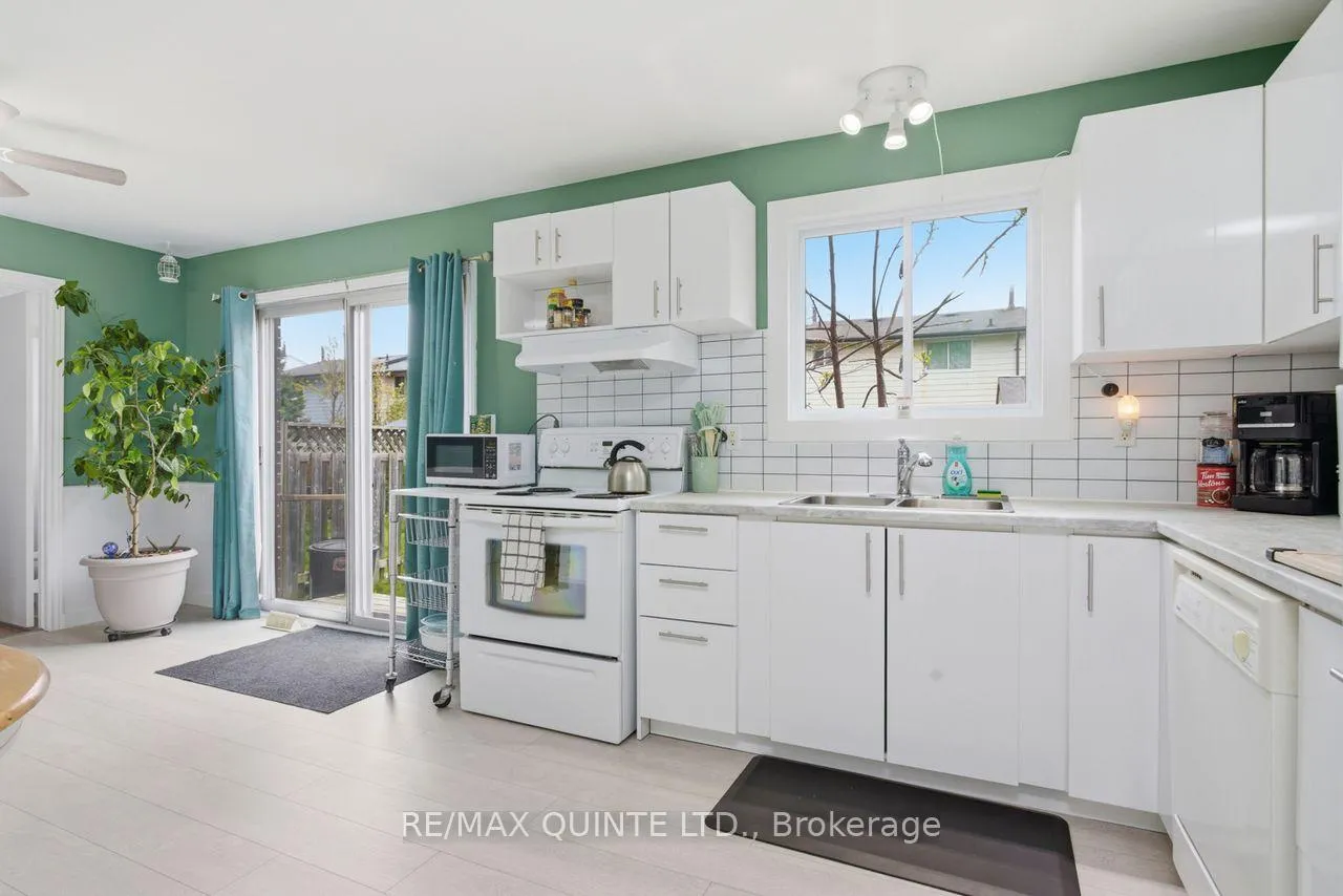 Photo 13 of 3 Splinter Drive, Greater Napanee — HOMEH