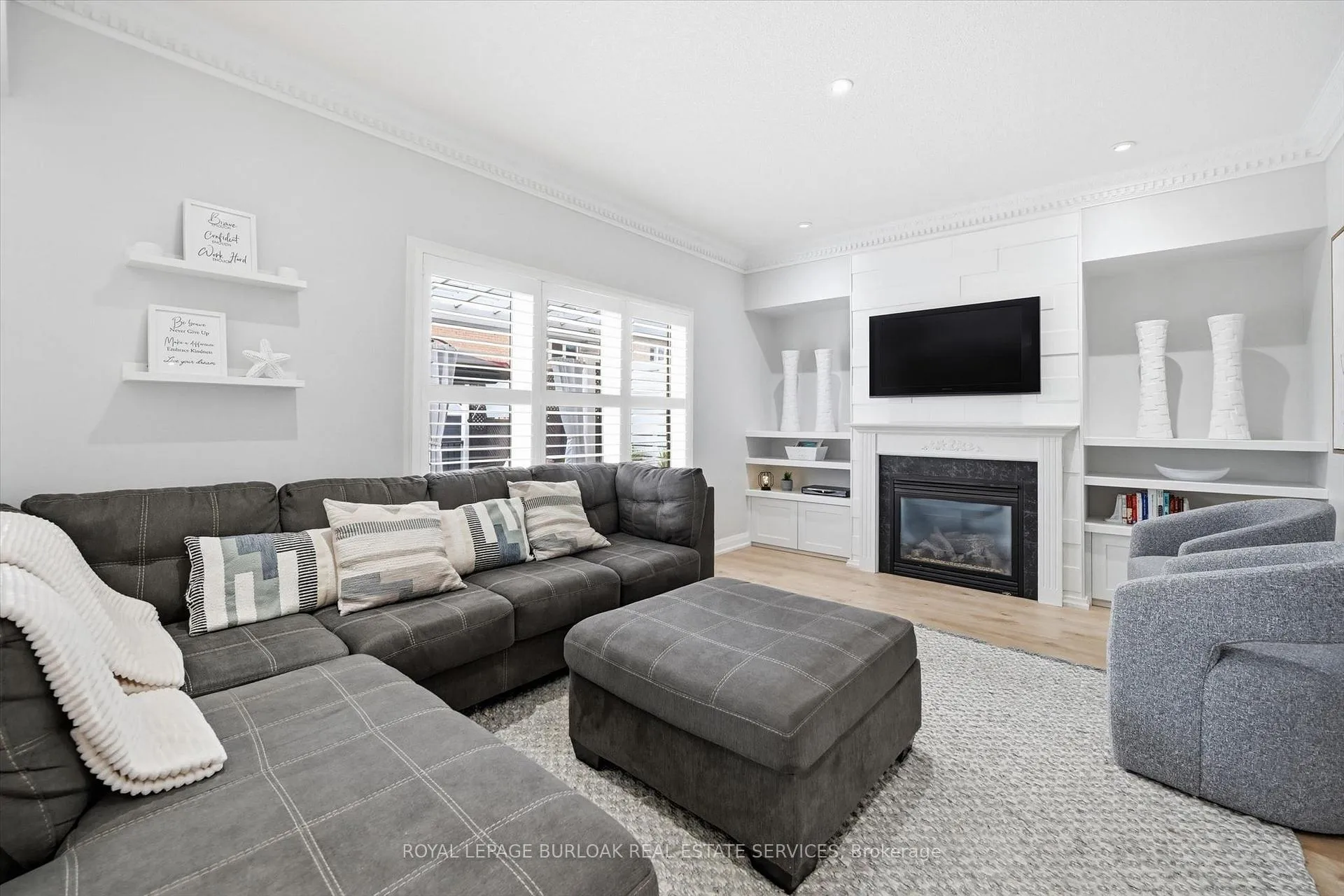 Photo 13 of 4191 Fuller Crescent, Burlington, Alton — HOMEH