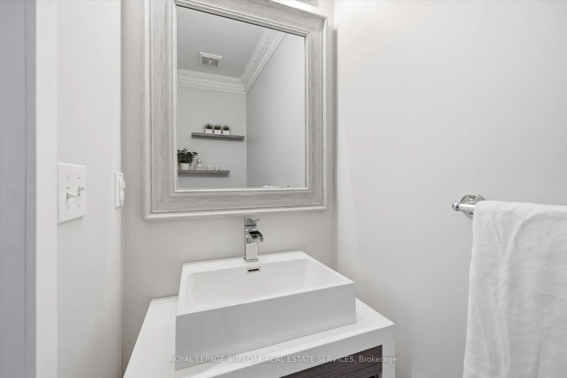 Photo 16 of 4191 Fuller Crescent, Burlington, Alton — HOMEH