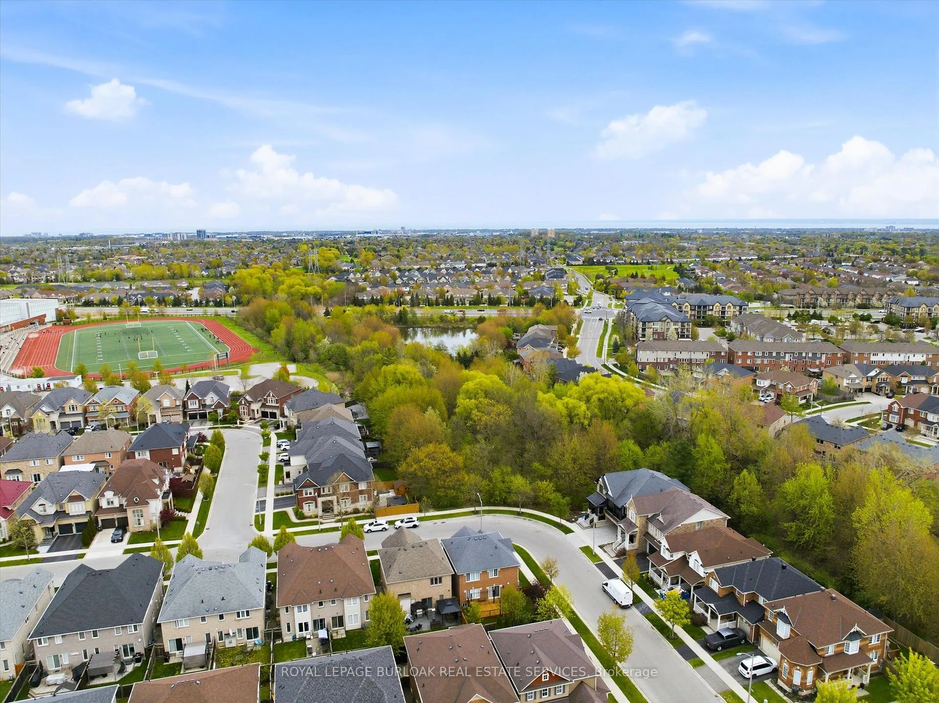 Photo 44 of 4191 Fuller Crescent, Burlington, Alton — HOMEH