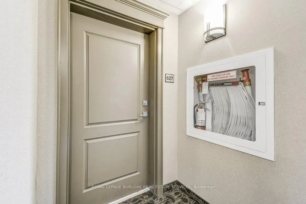 Photo 5 of Unit 627, 125 Shoreview Place, Hamilton, Stoney Creek — HOMEH
