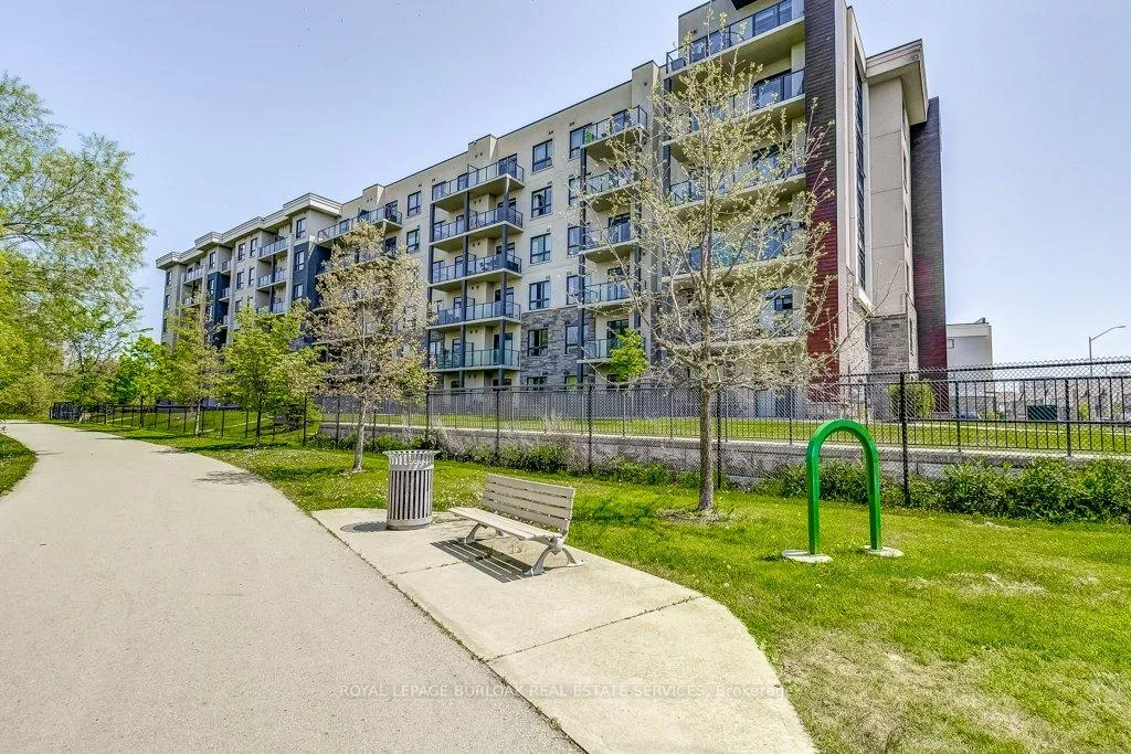 Photo 31 of Unit 627, 125 Shoreview Place, Hamilton, Stoney Creek — HOMEH