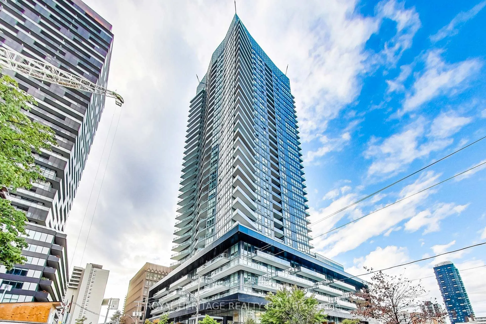 Photo 1 of Unit 403, 30 Roehampton Avenue, Toronto, Mount Pleasant West — HOMEH