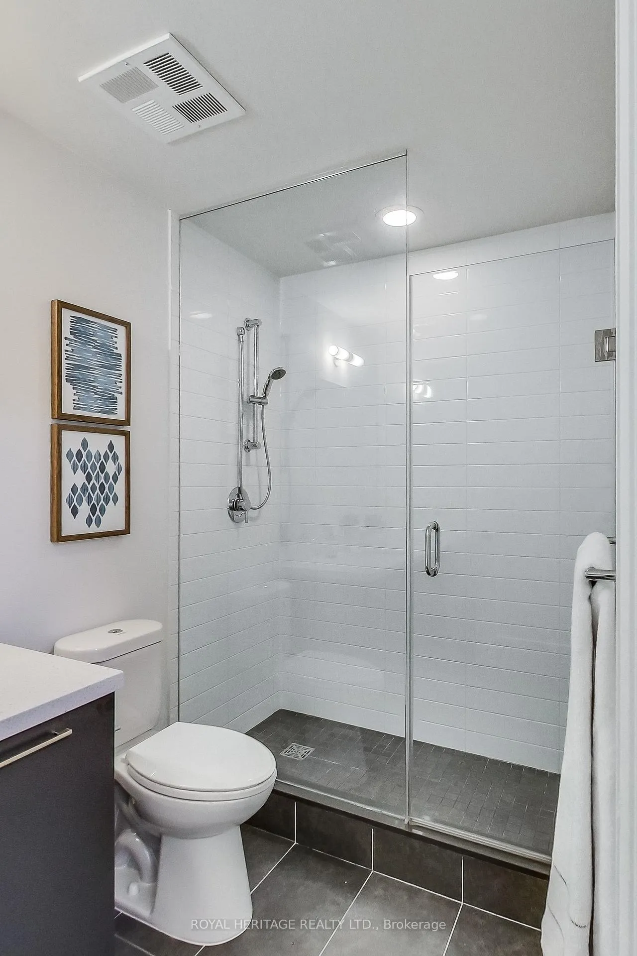 Photo 20 of Unit 403, 30 Roehampton Avenue, Toronto, Mount Pleasant West — HOMEH