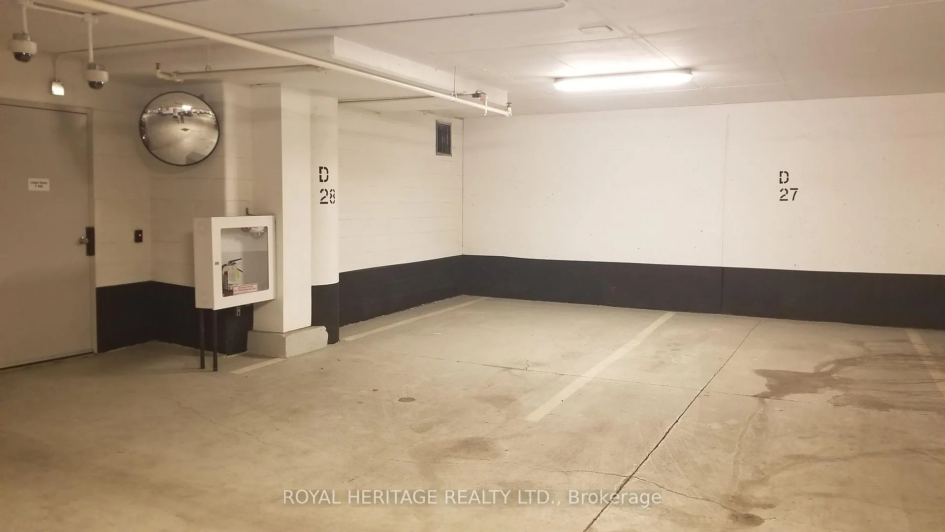 Photo 23 of Unit 403, 30 Roehampton Avenue, Toronto, Mount Pleasant West — HOMEH